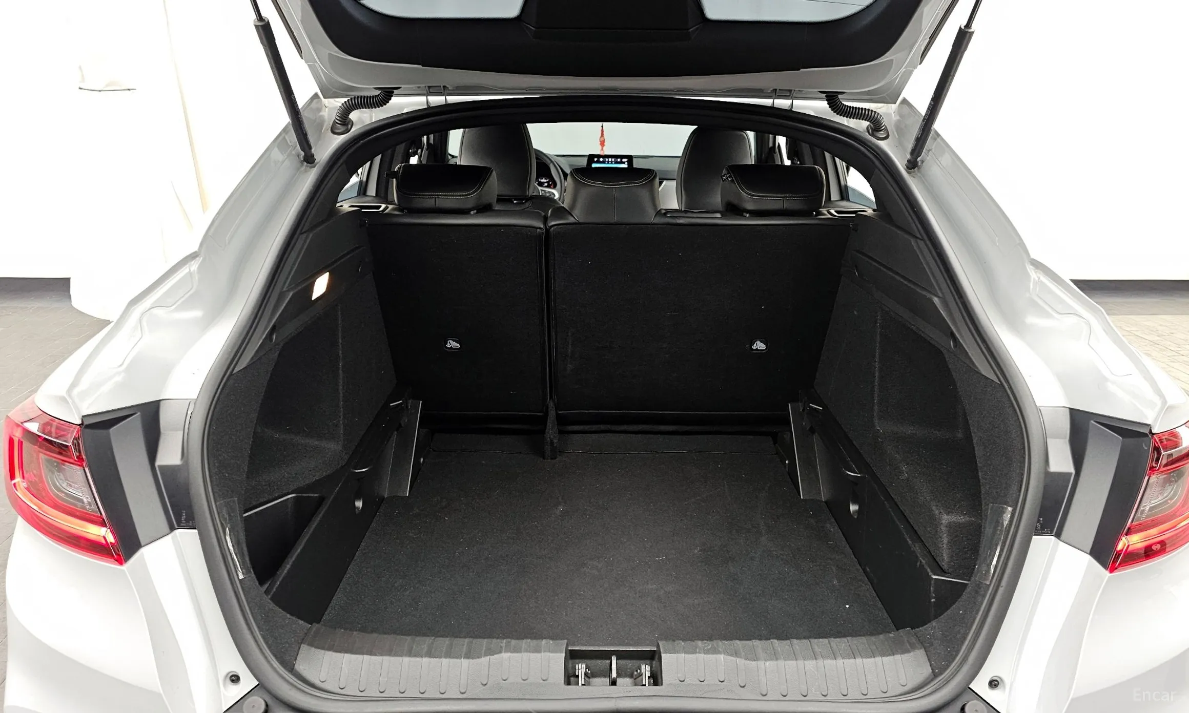 Renault Korea (Samsung) XM3 превью 20