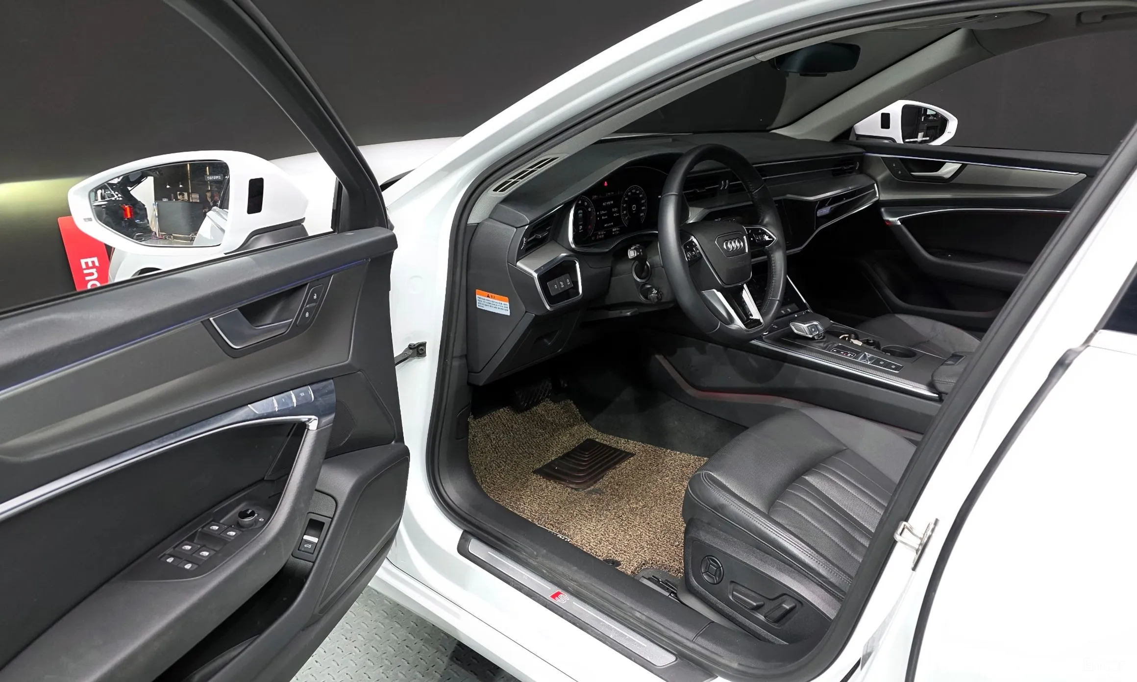 Audi A6 (C8) превью 10