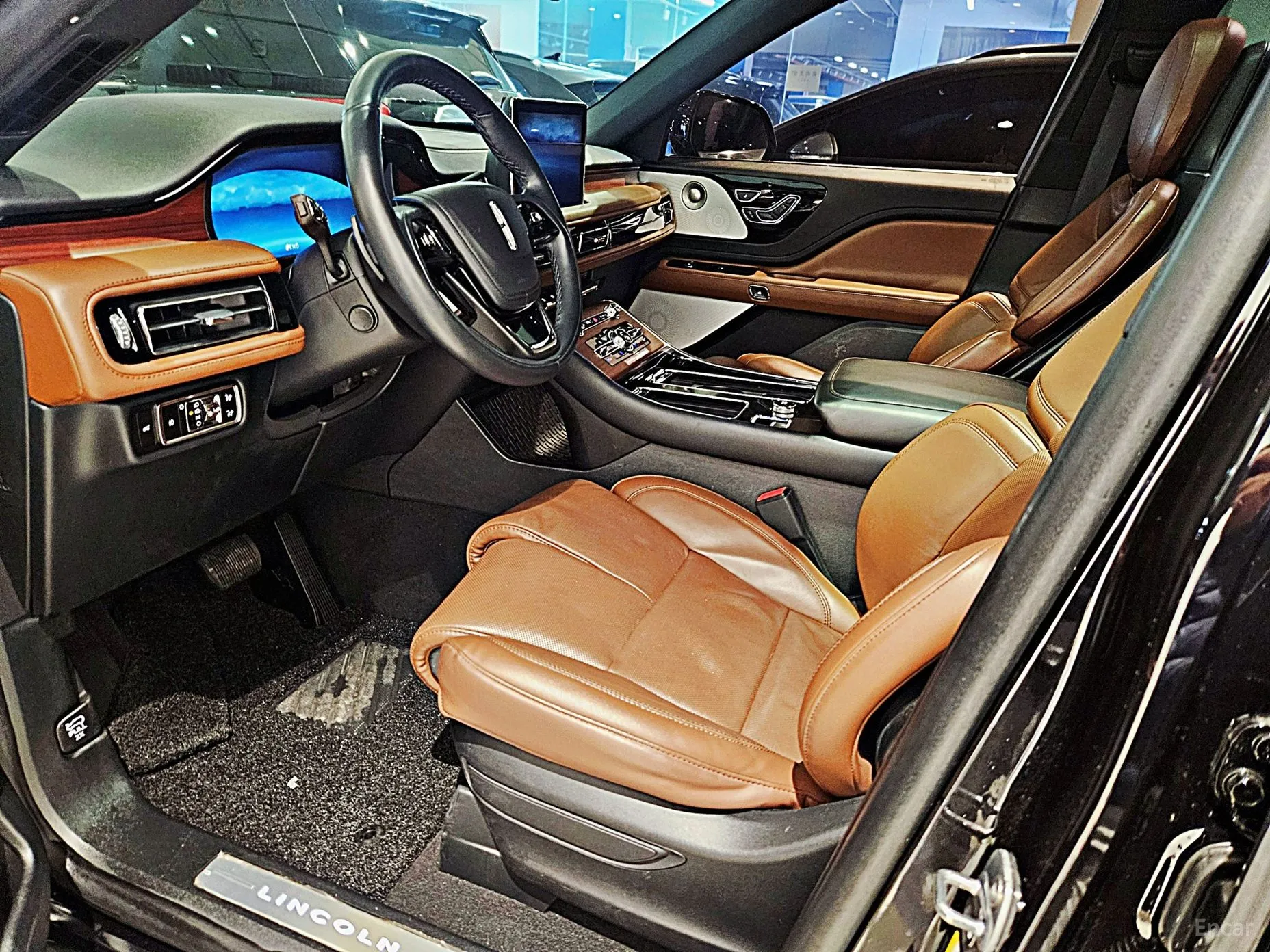 Lincoln Aviator 2nd Generation превью 14