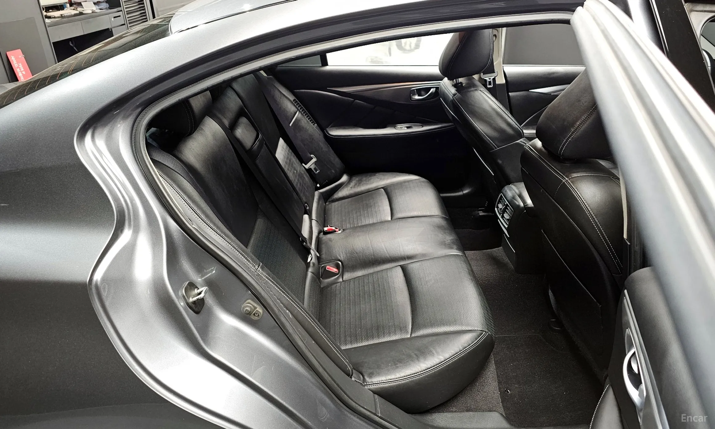 Infiniti Q50 превью 11