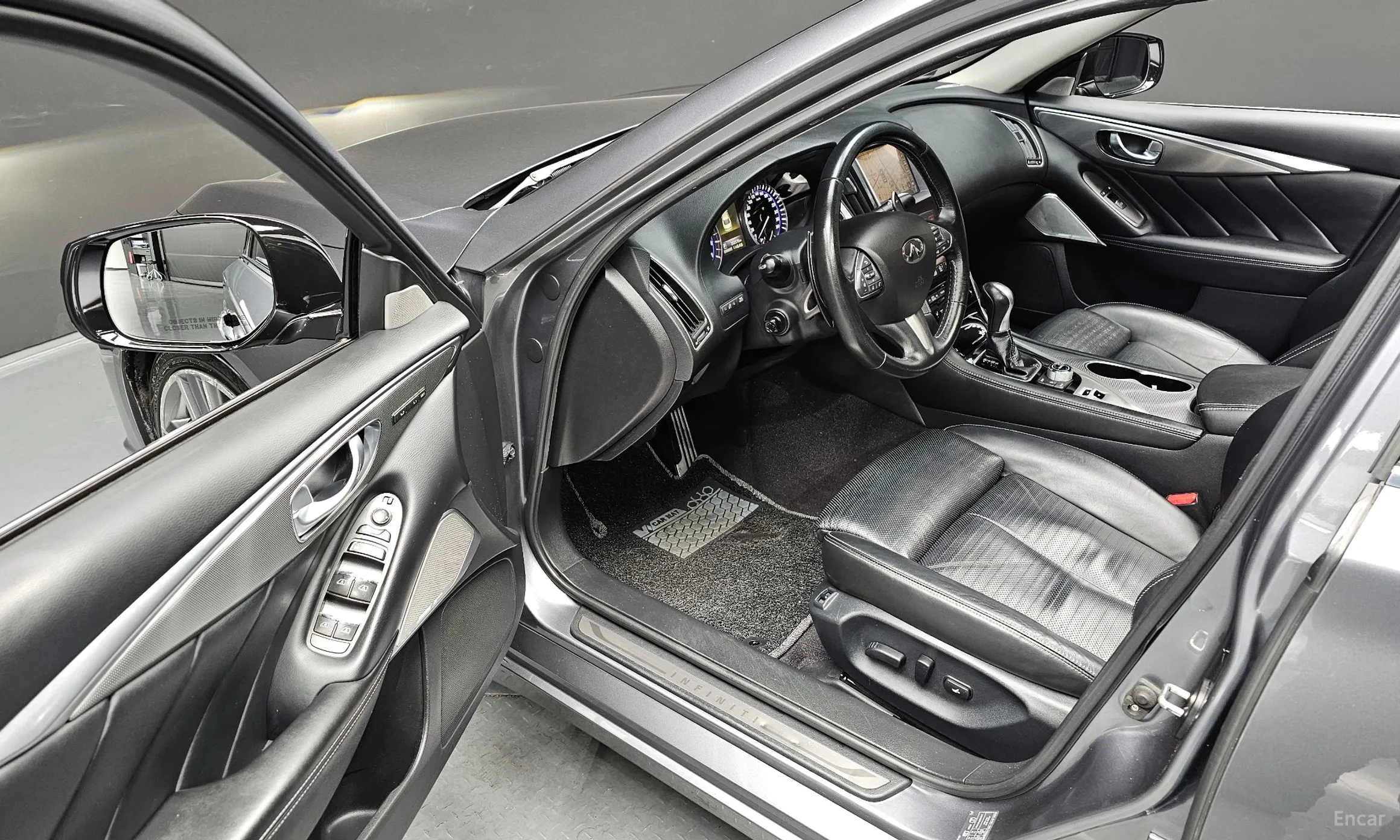 Infiniti Q50 превью 12