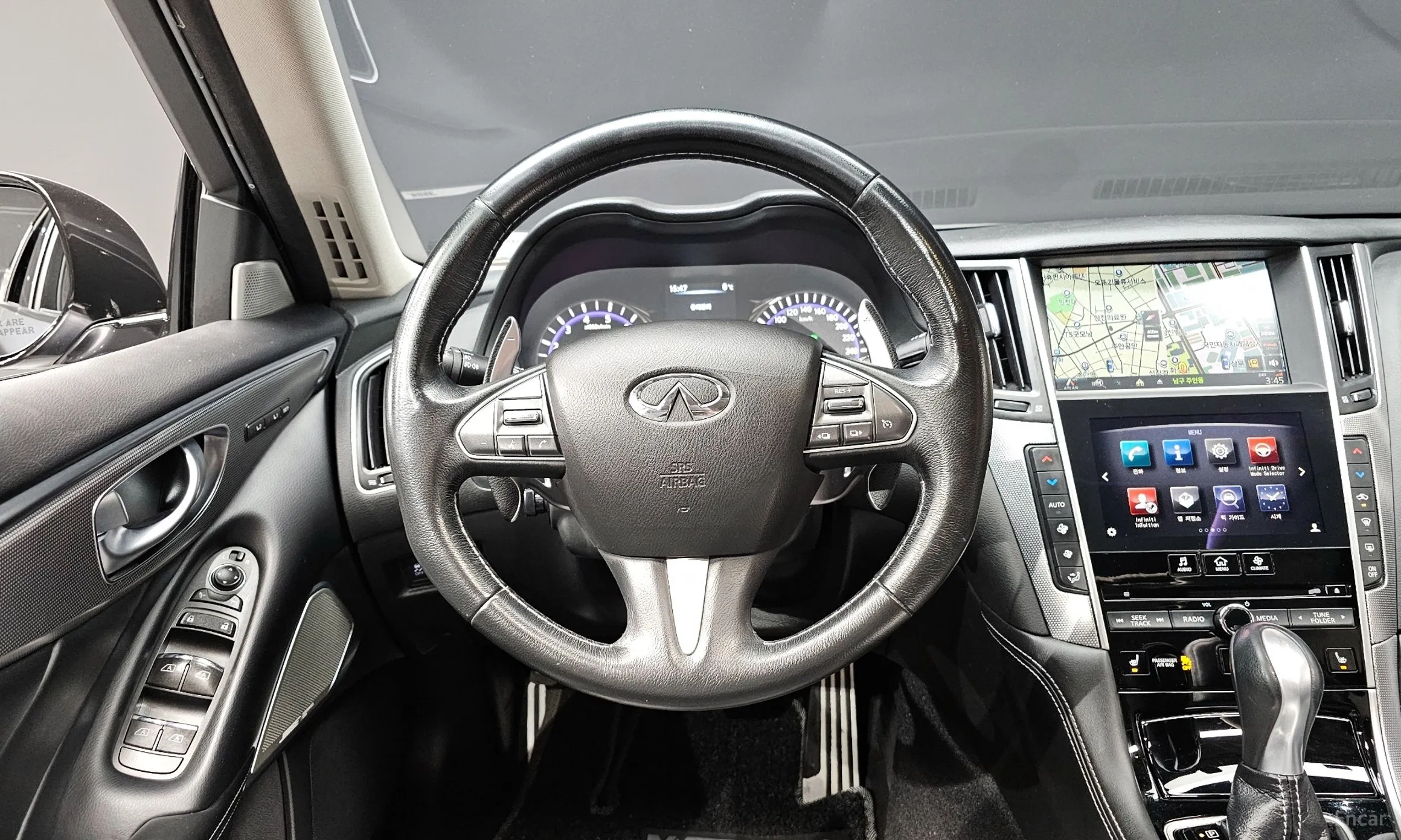 Infiniti Q50 превью 13