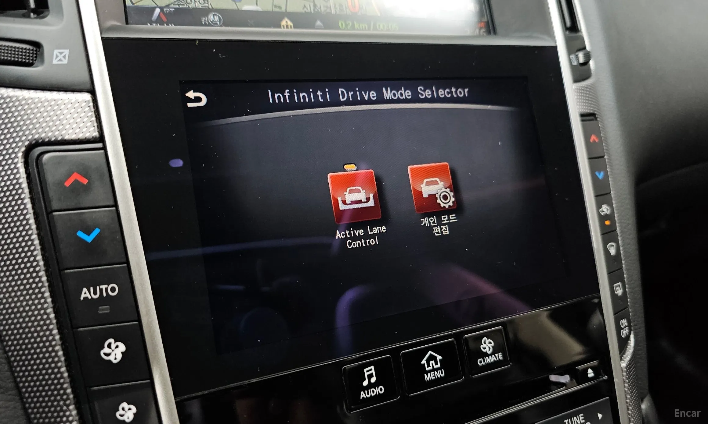 Infiniti Q50 превью 16