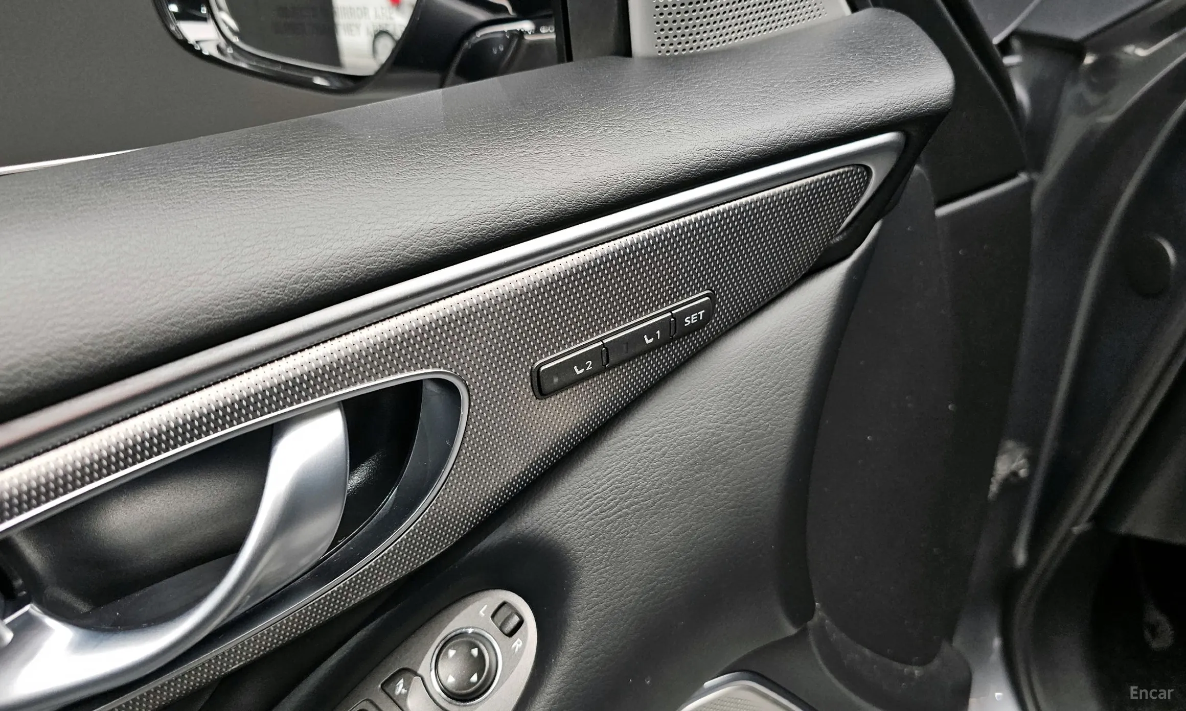 Infiniti Q50 превью 18