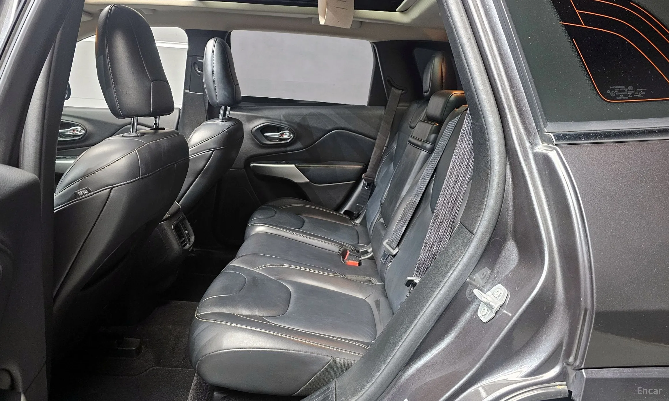 Jeep Cherokee (KL) превью 12