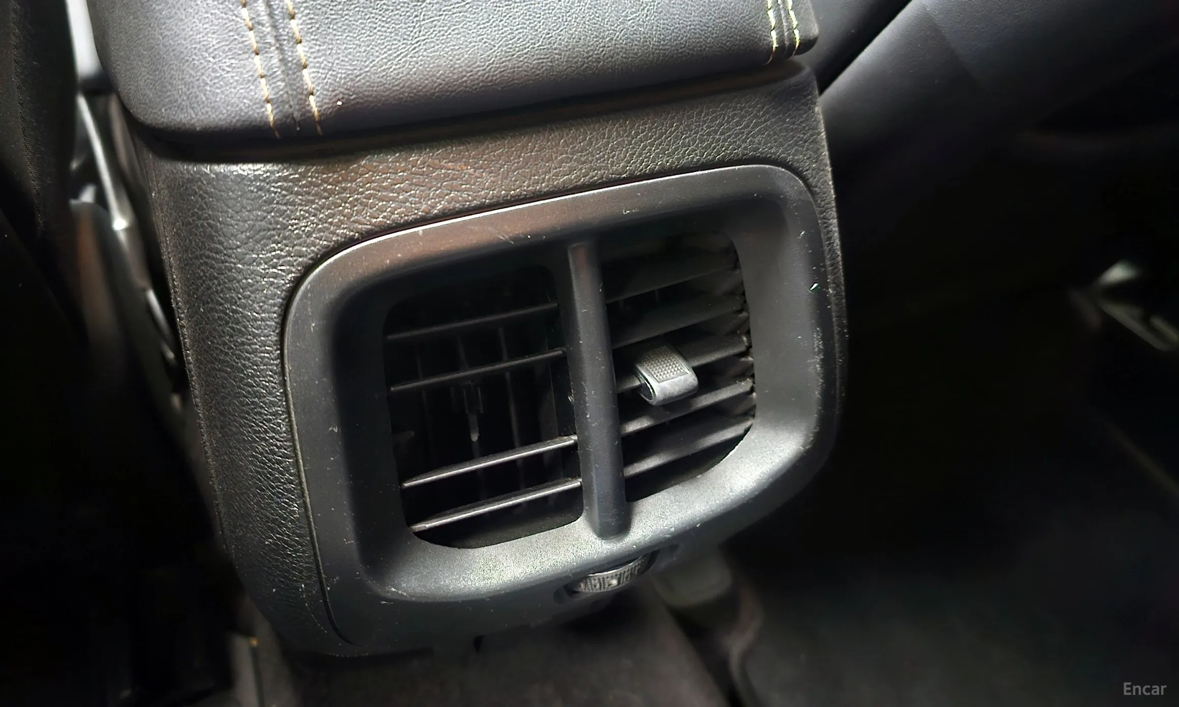 Jeep Cherokee (KL) превью 17