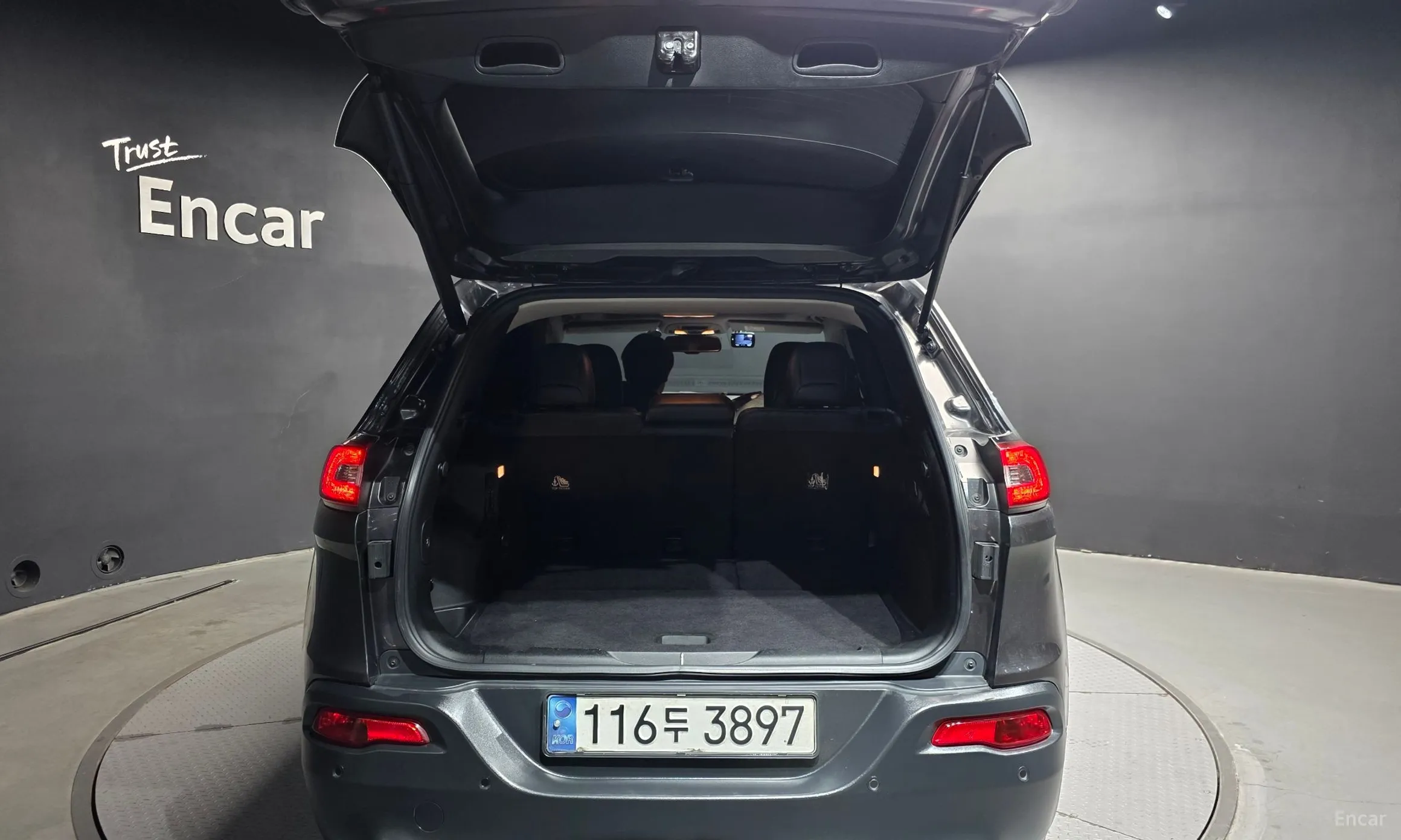 Jeep Cherokee (KL) превью 20