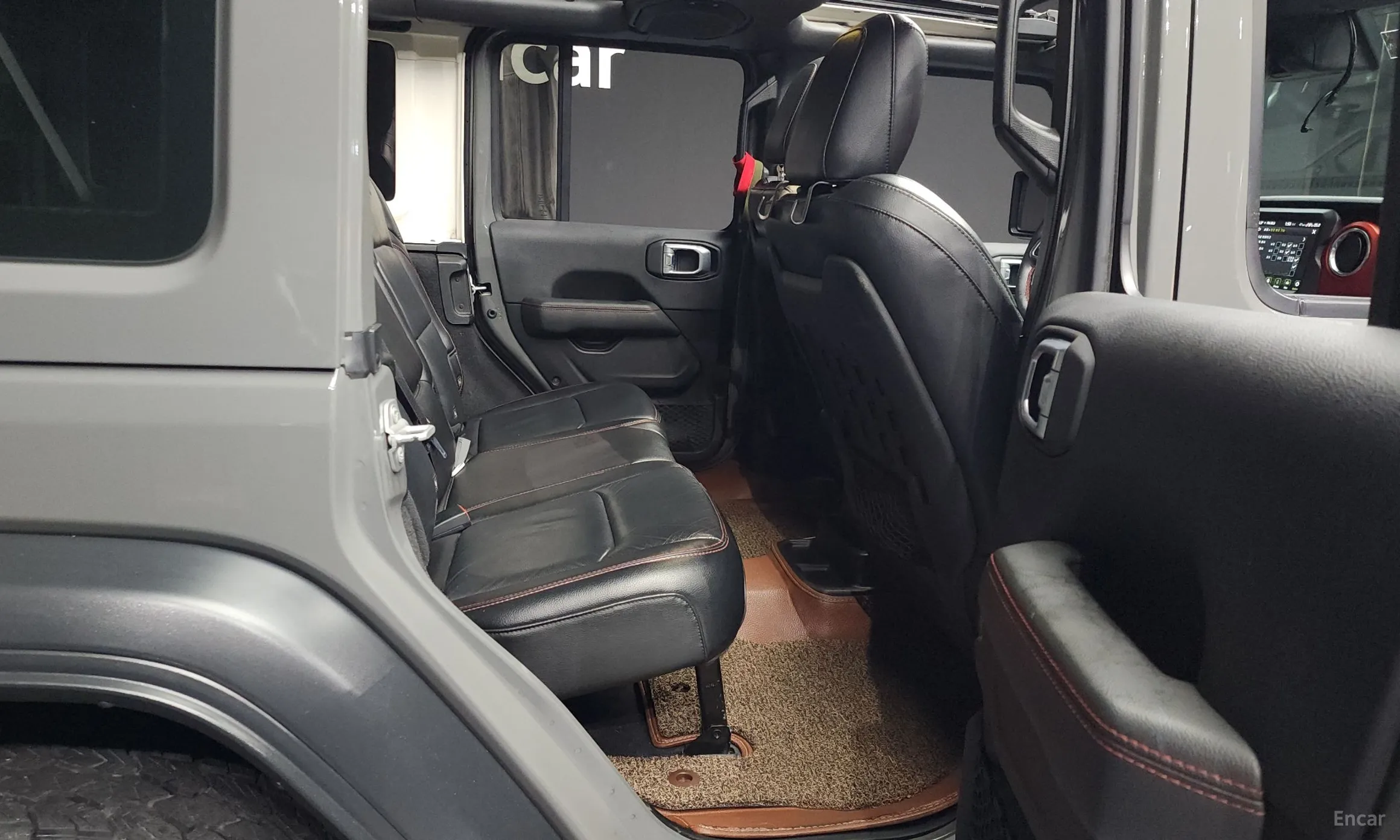 Jeep Wrangler (JL) превью 12
