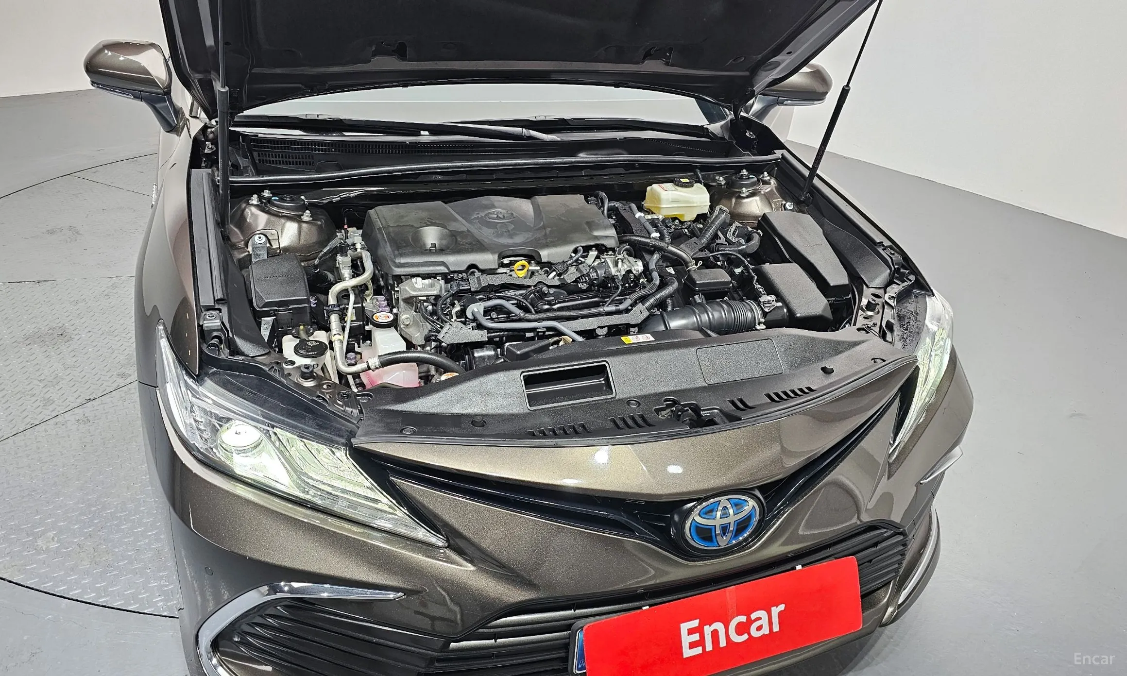 Toyota Camry (XV70) превью 6