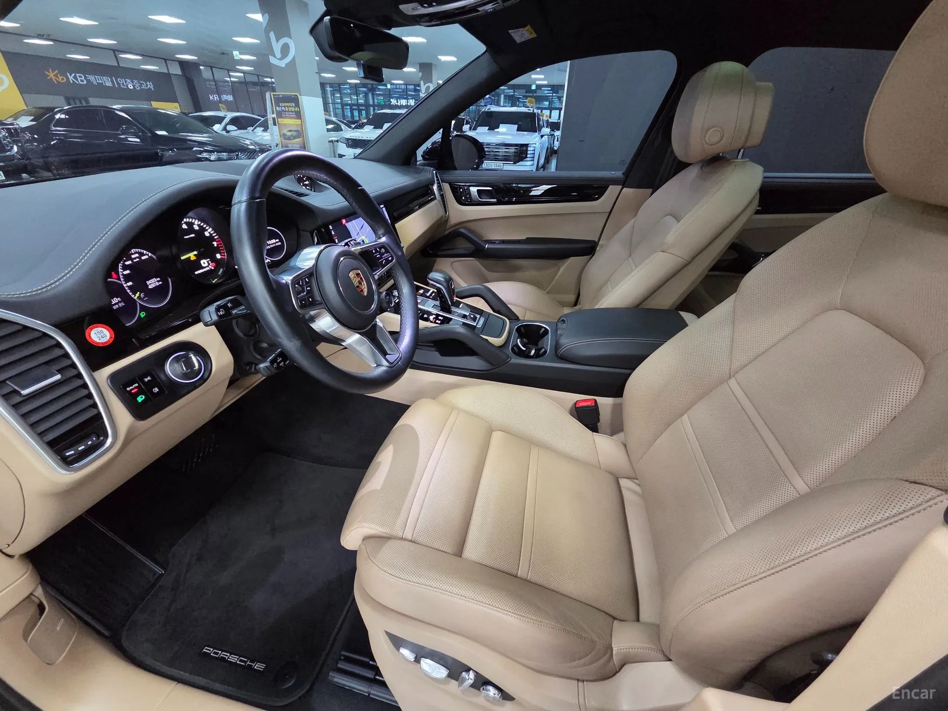 Porsche Cayenne (PO536) превью 10