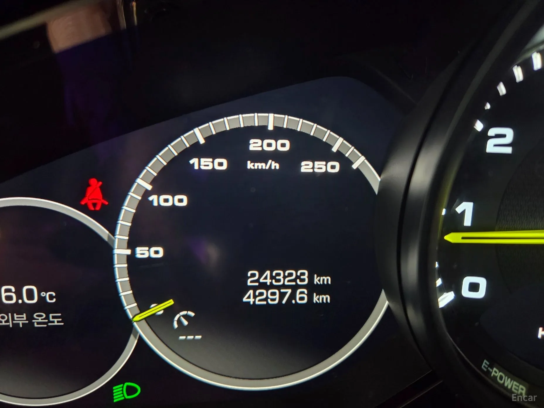 Porsche Cayenne (PO536) превью 11
