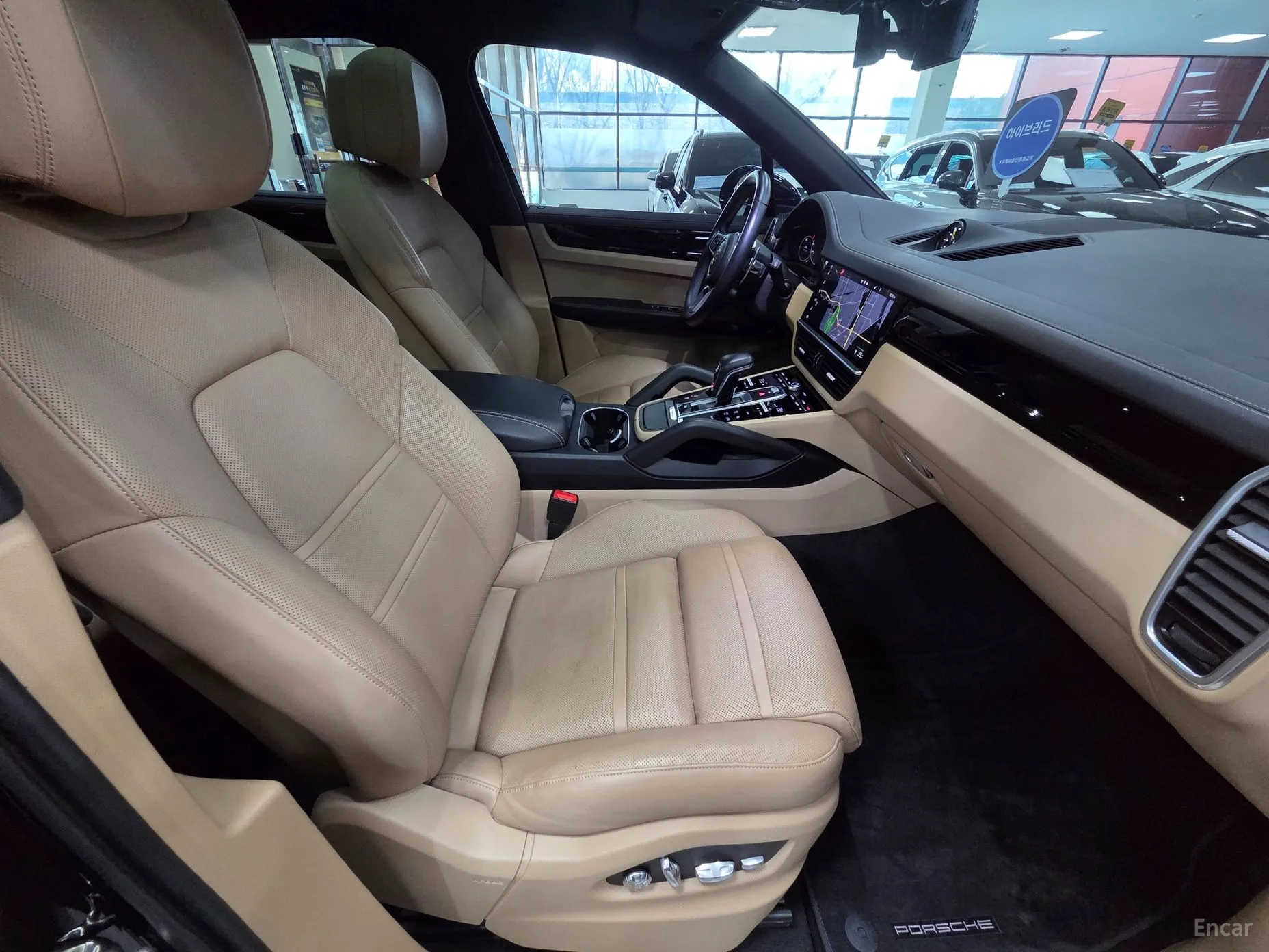 Porsche Cayenne (PO536) превью 19