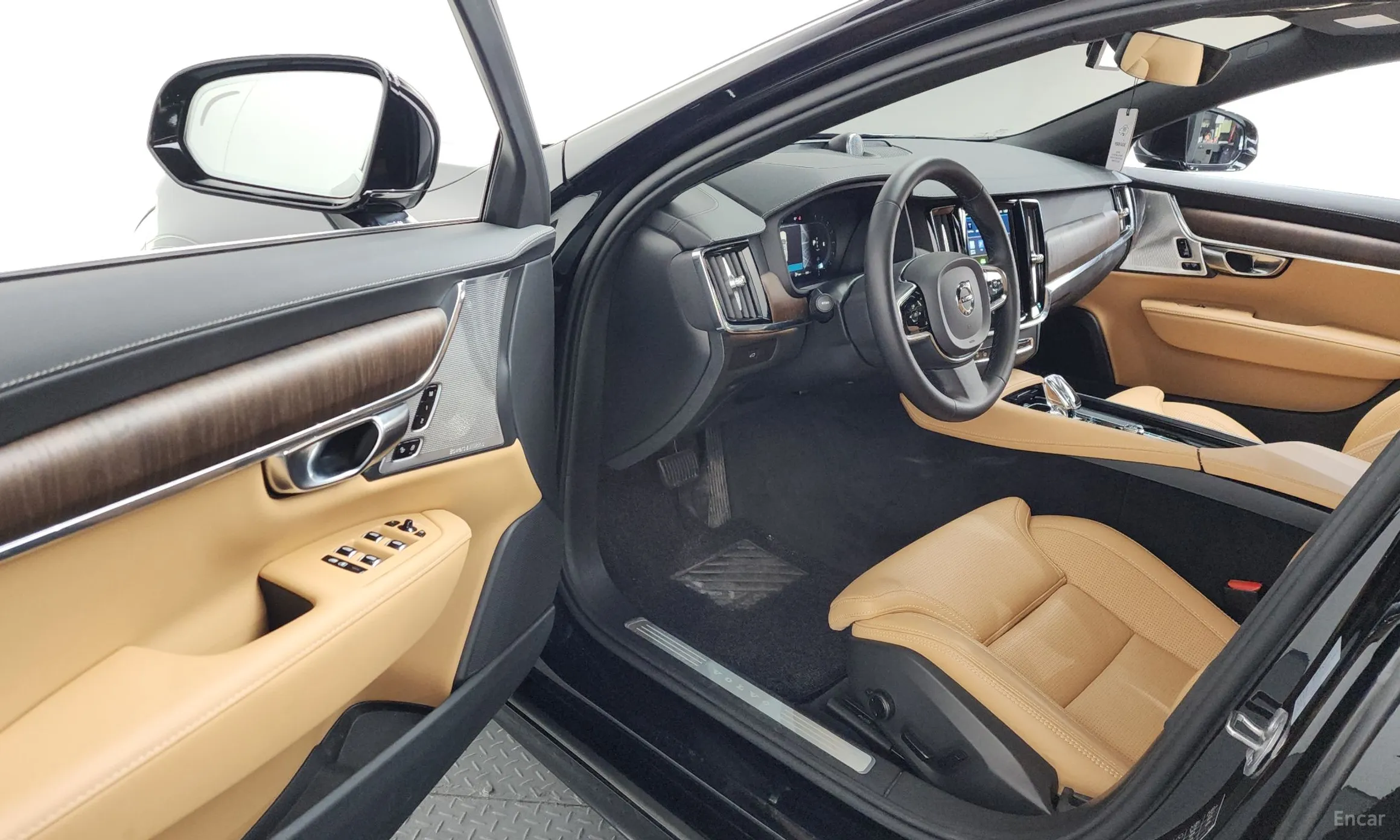 Volvo S90 превью 10