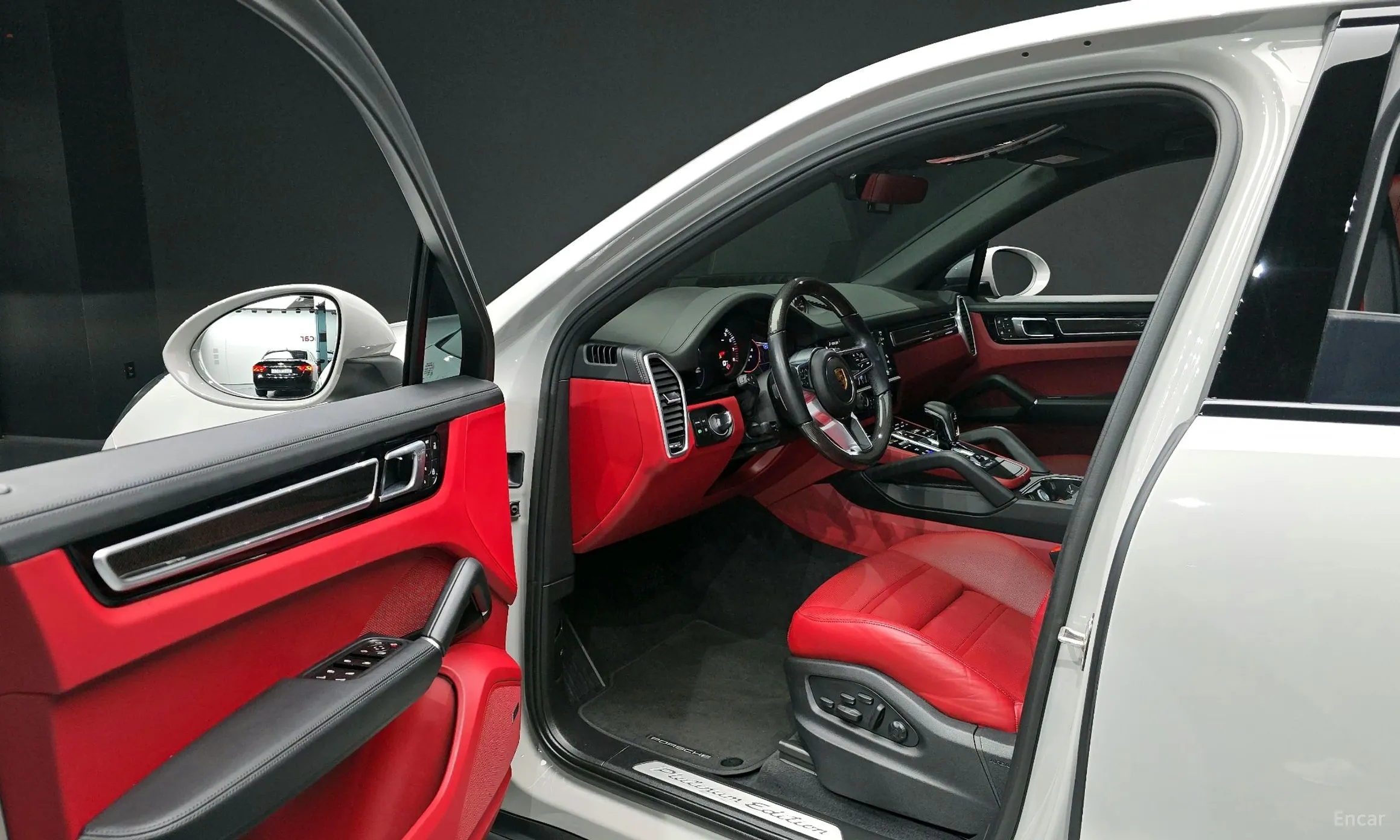 Porsche Cayenne (PO536) превью 10