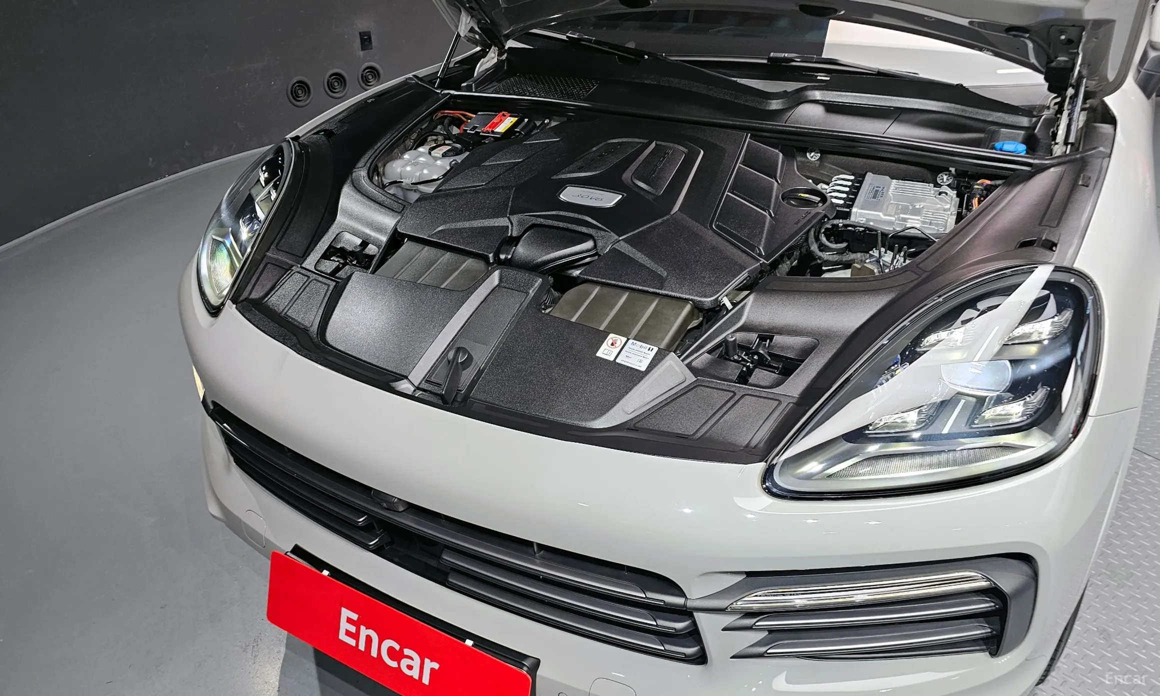Porsche Cayenne (PO536) превью 6
