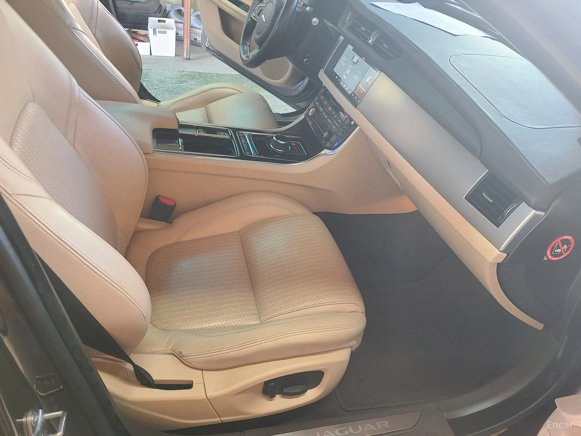 Jaguar XF (x260) превью 11