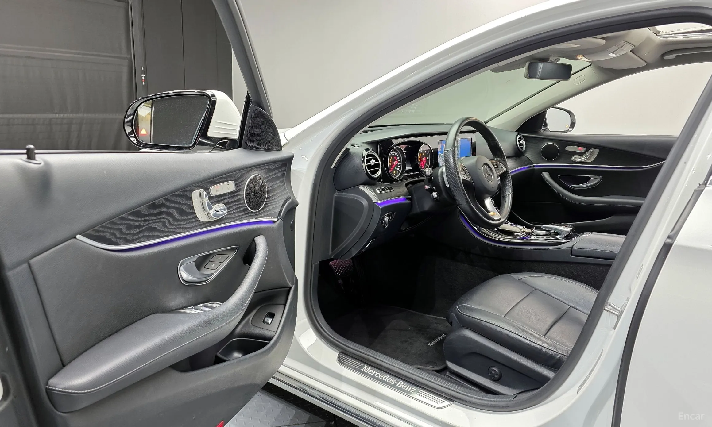 Mercedes Benz E-Class W213 превью 11