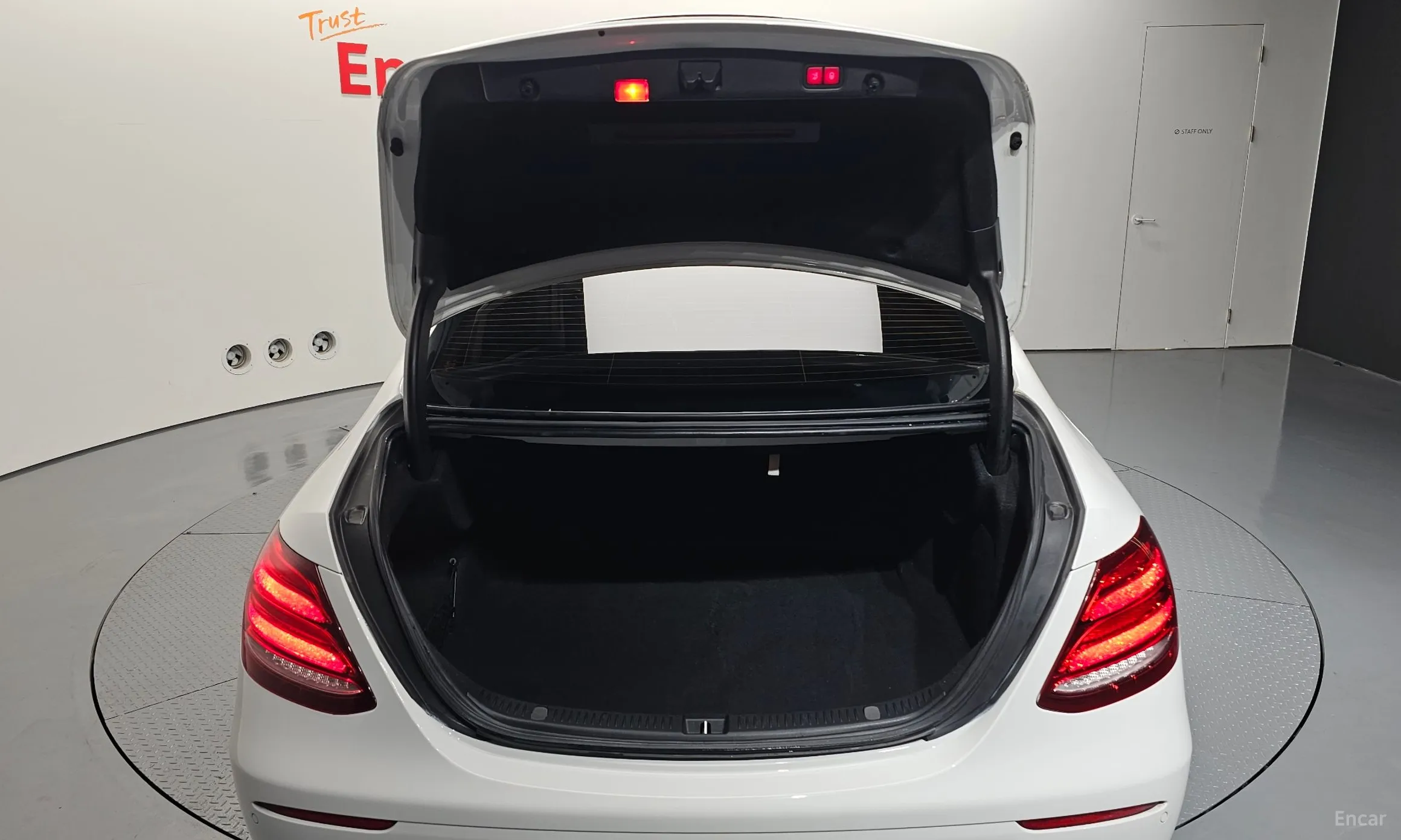 Mercedes Benz E-Class W213 превью 20