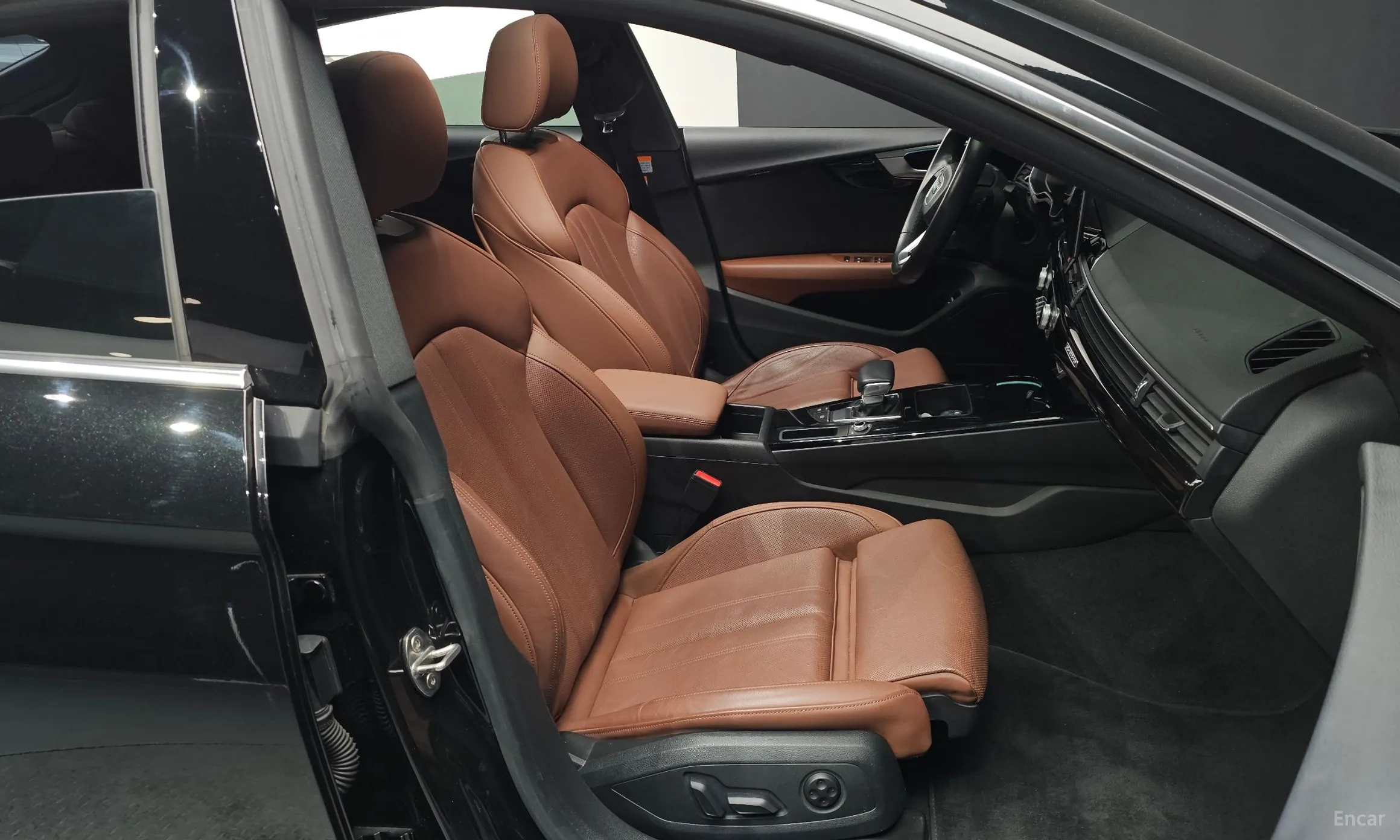 Audi A5 (F5) превью 10
