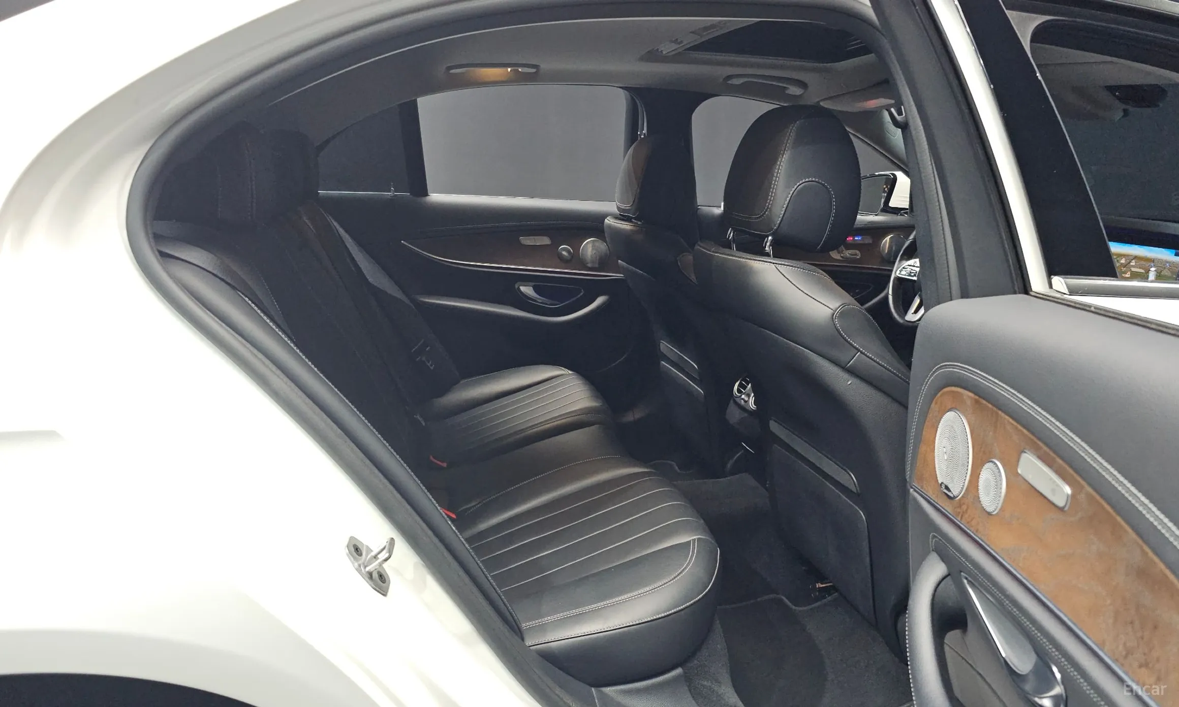 Mercedes Benz E-Class W213 превью 12
