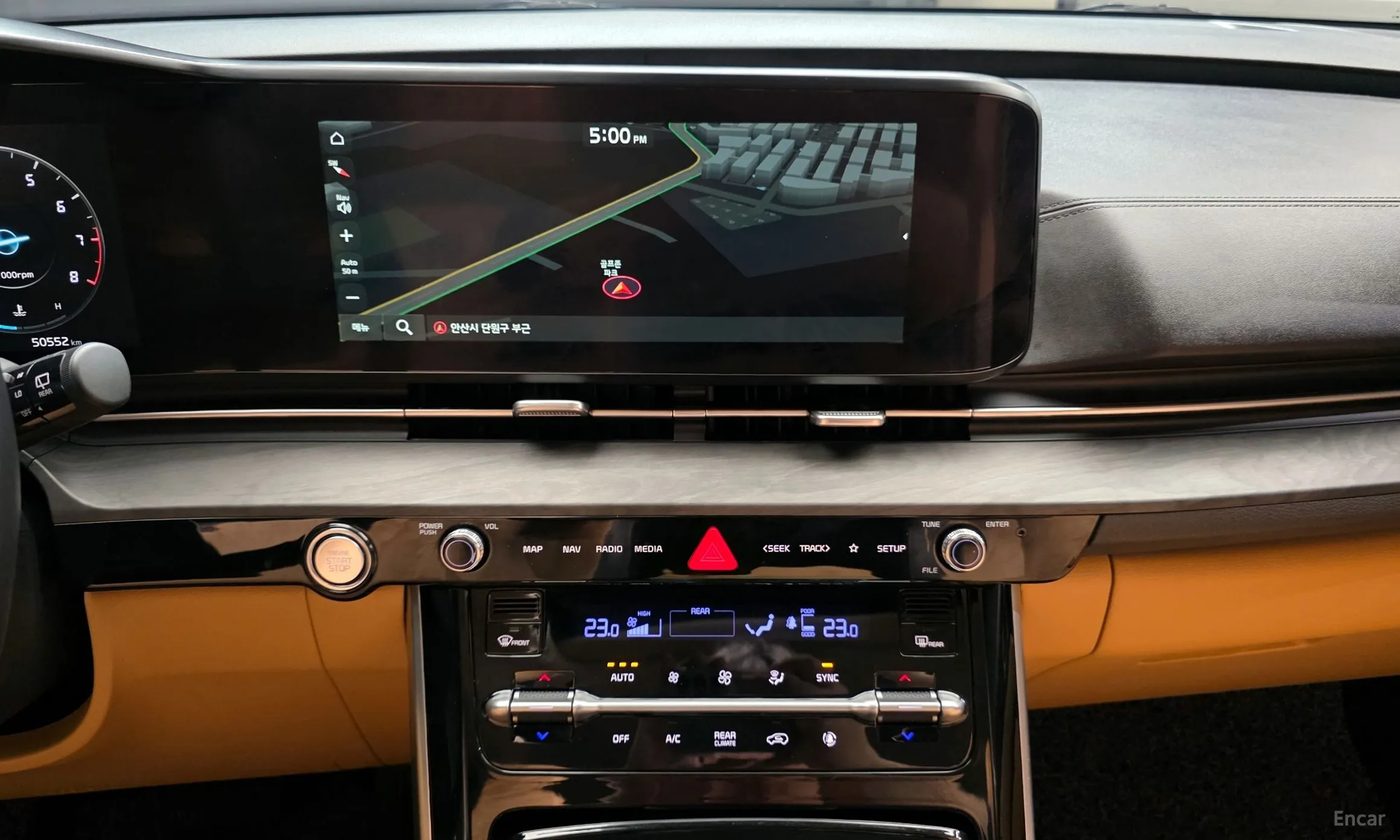 Kia Carnival Gen 4 превью 19