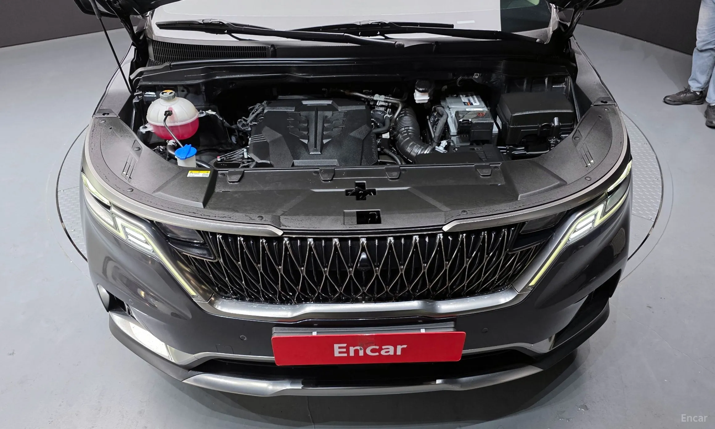 Kia Carnival Gen 4 превью 6