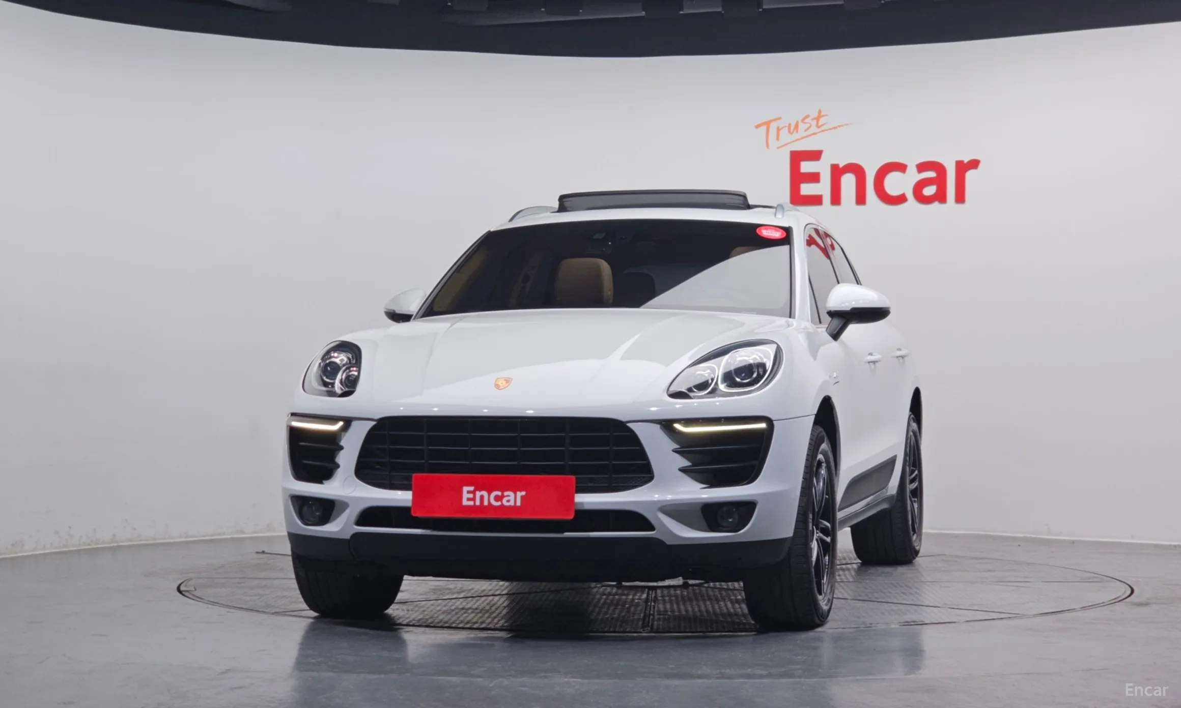 Porsche Macan превью 3