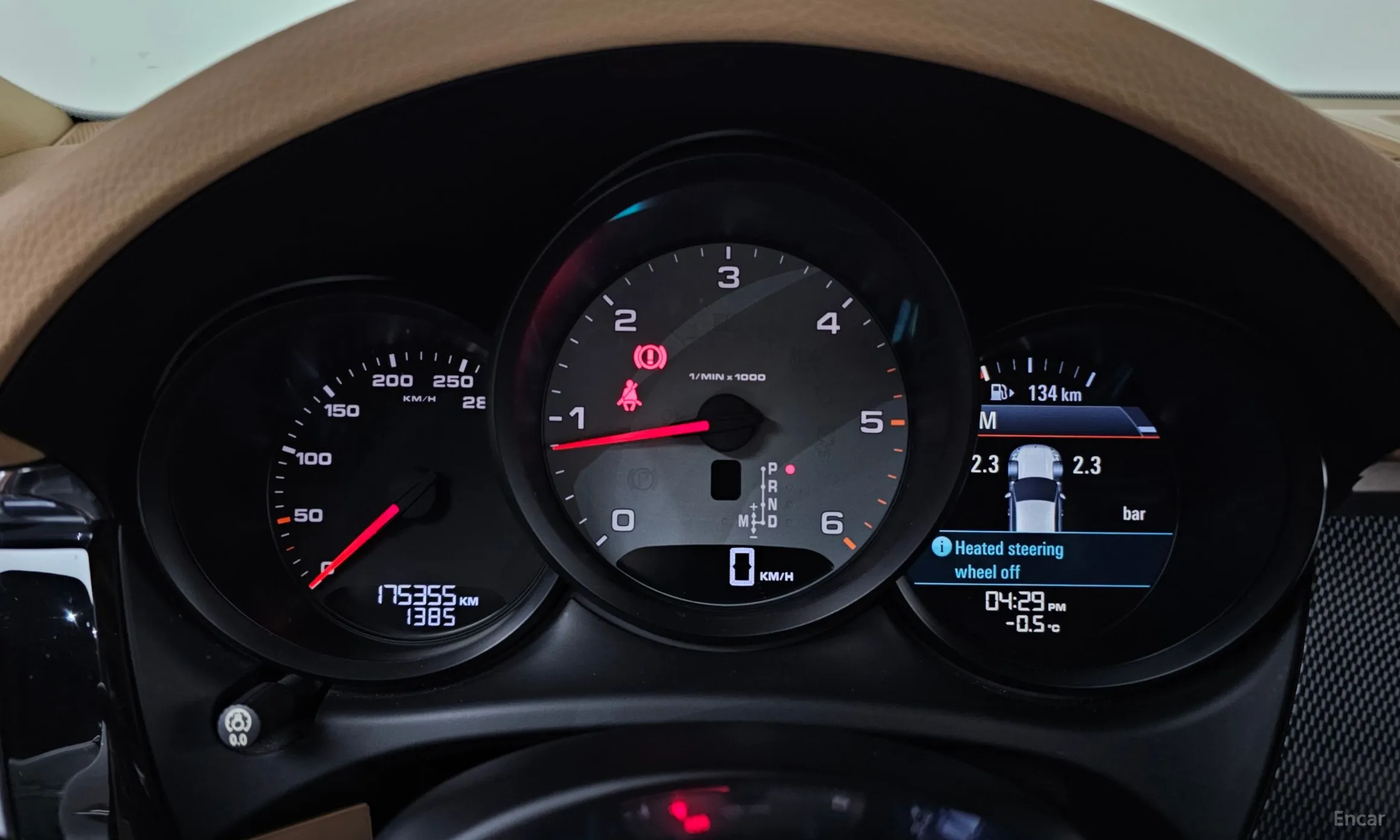 Porsche Macan превью 8