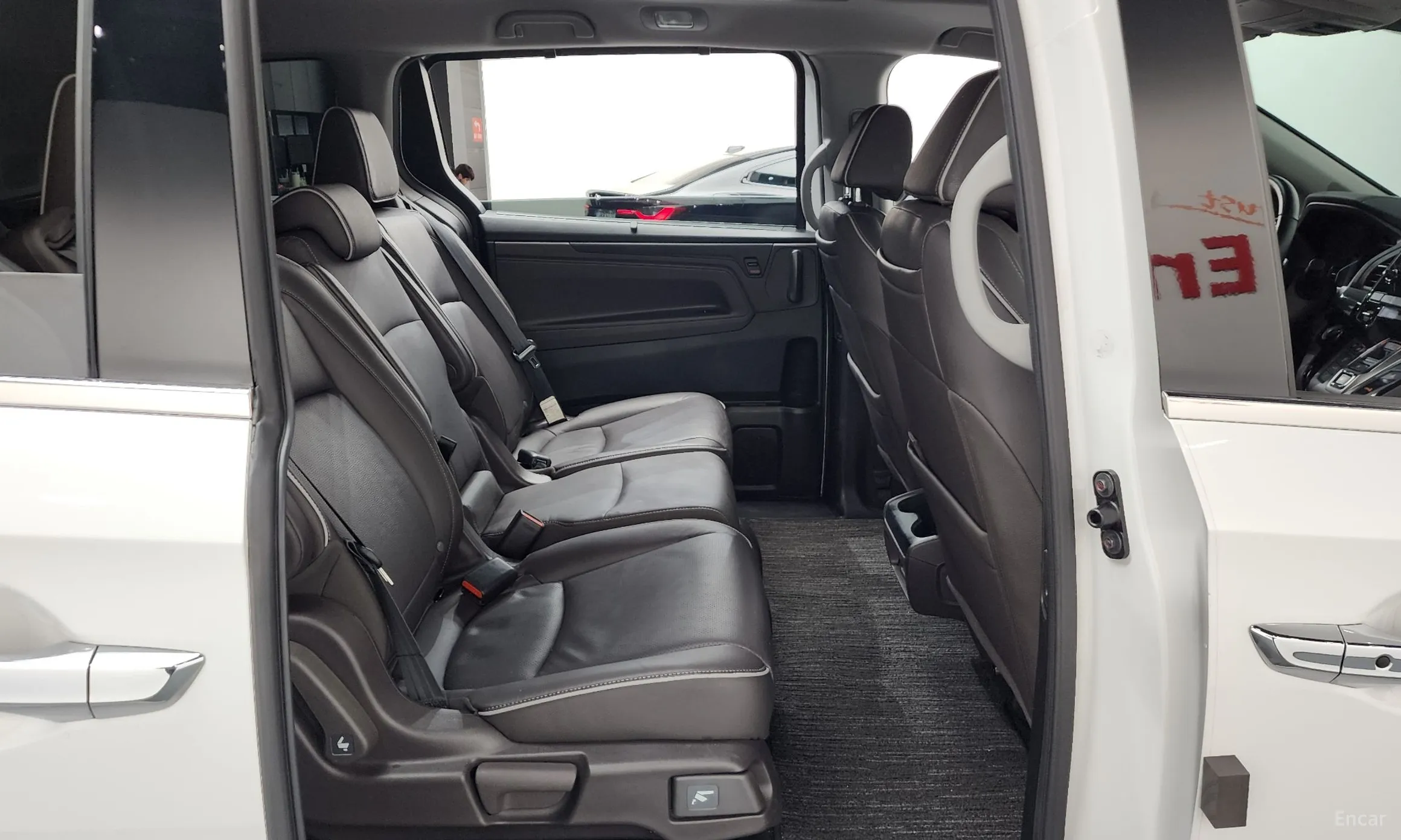 Honda Odyssey превью 12