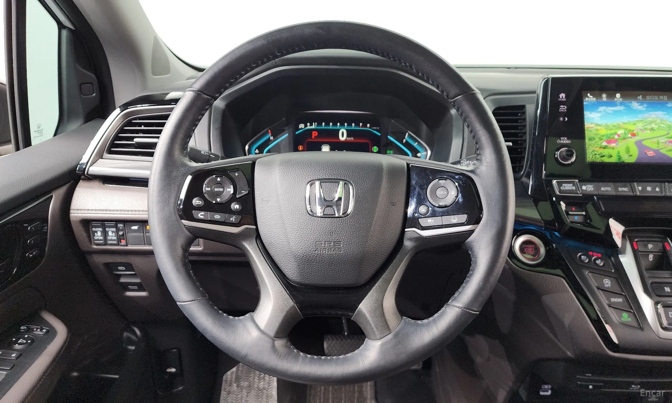 Honda Odyssey превью 13