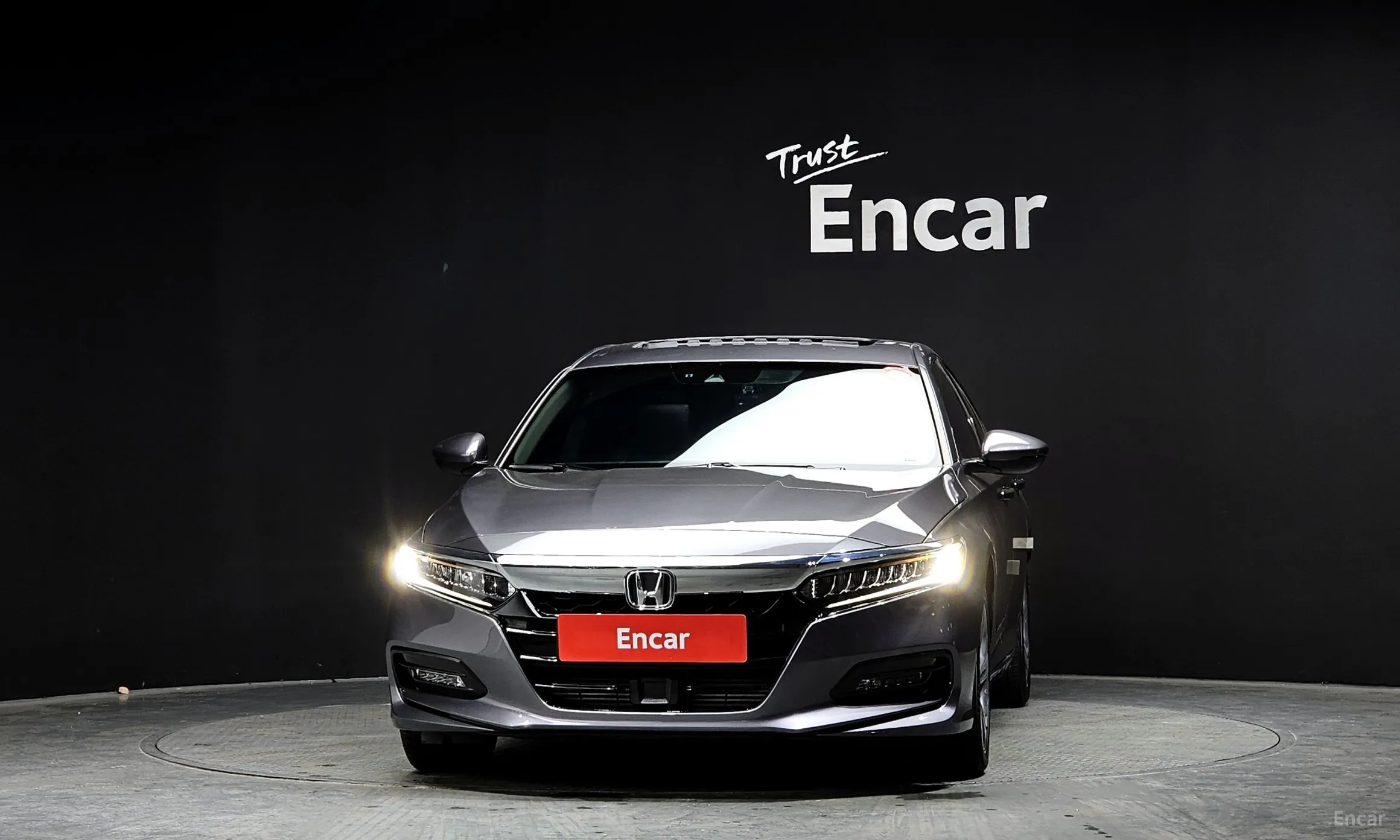 Honda Accord 10th Generation превью 3