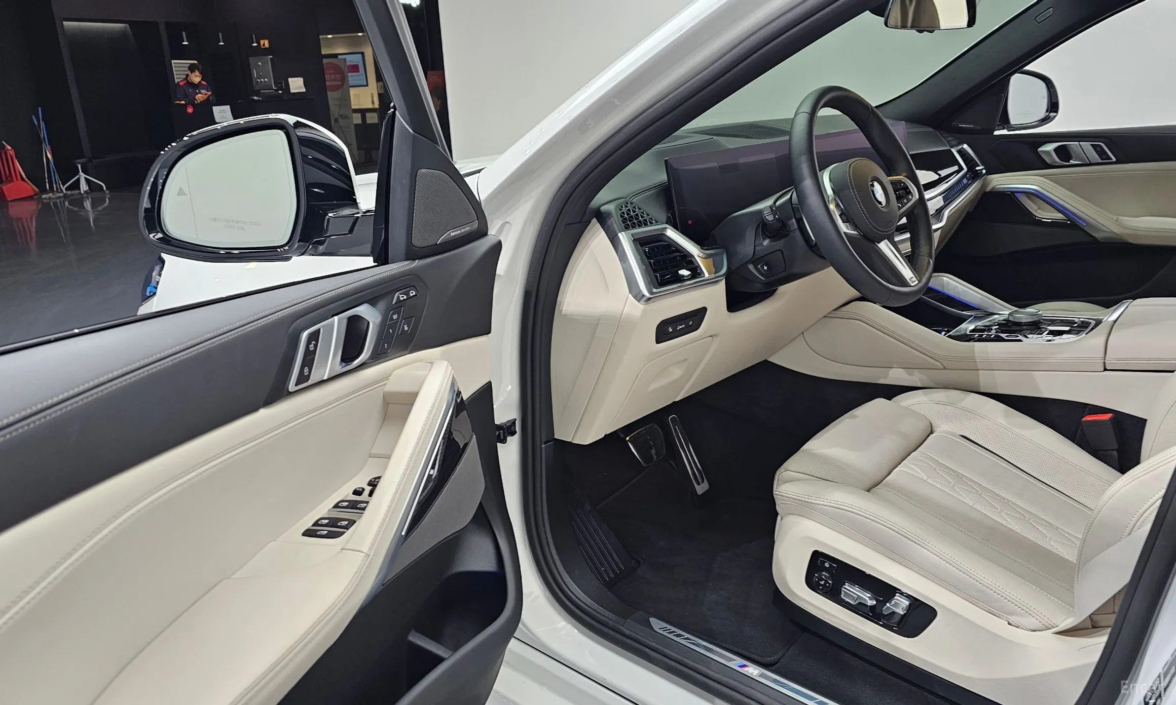BMW X6 (G06) превью 11