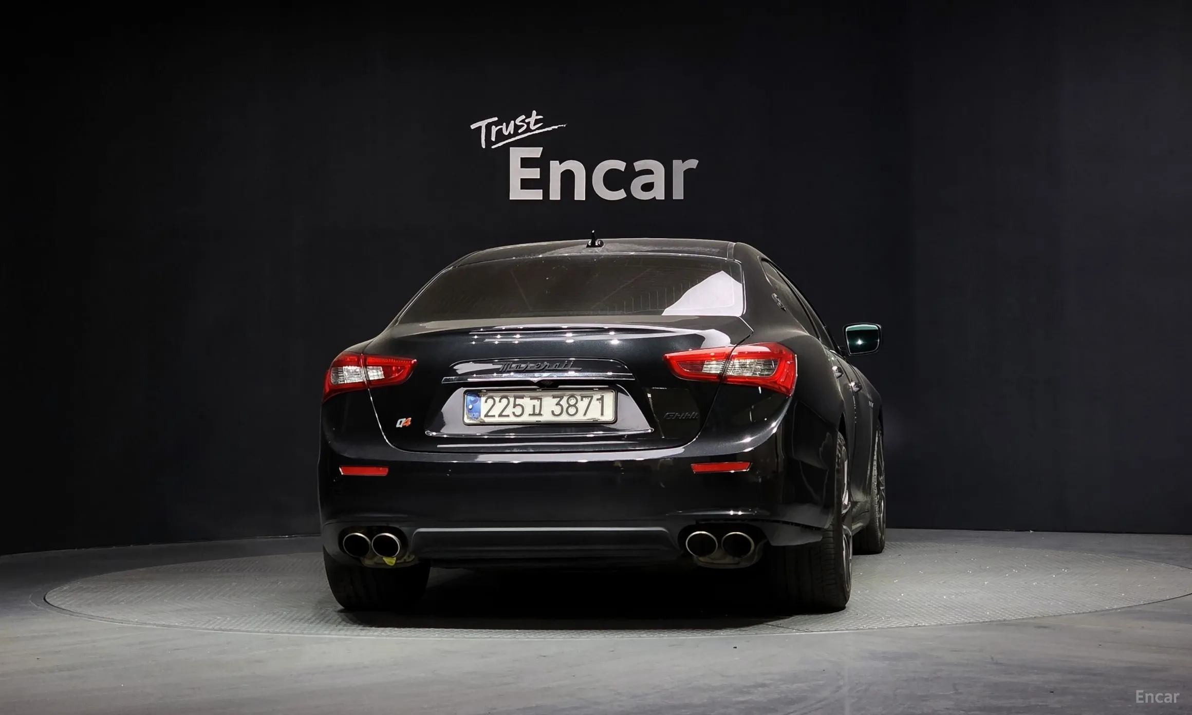 Maserati Ghibli превью 4
