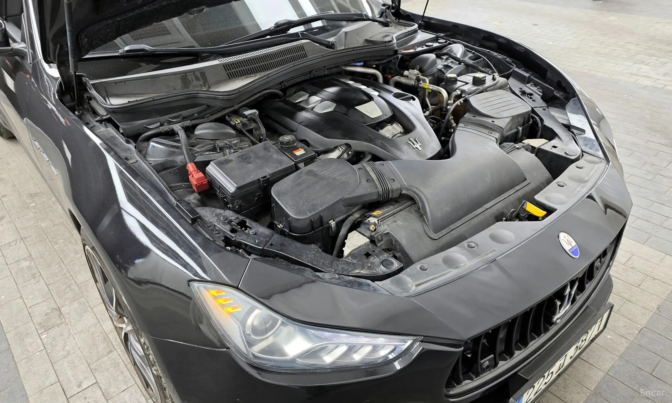 Maserati Ghibli превью 6