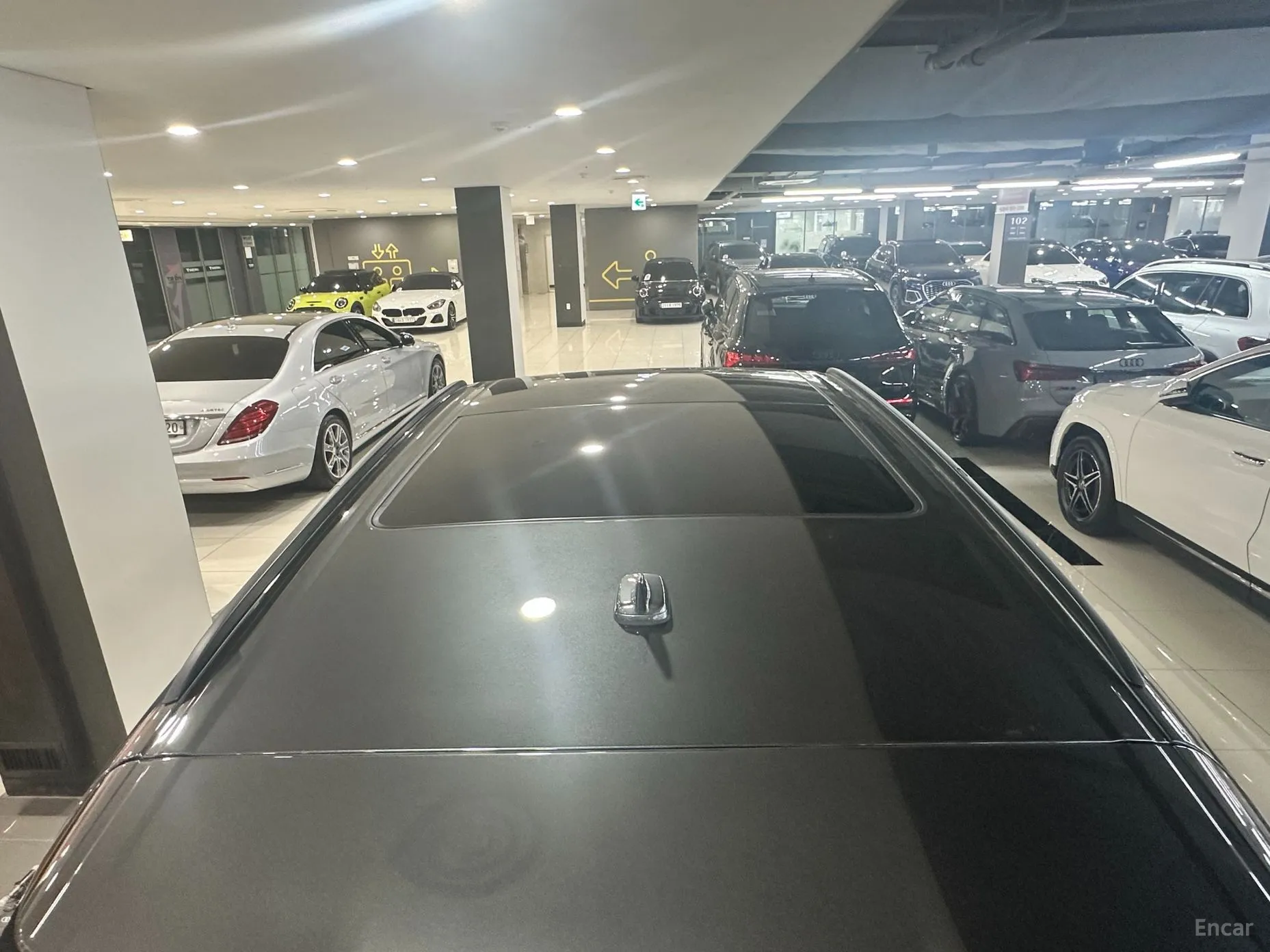 Audi SQ7 (4M) превью 15