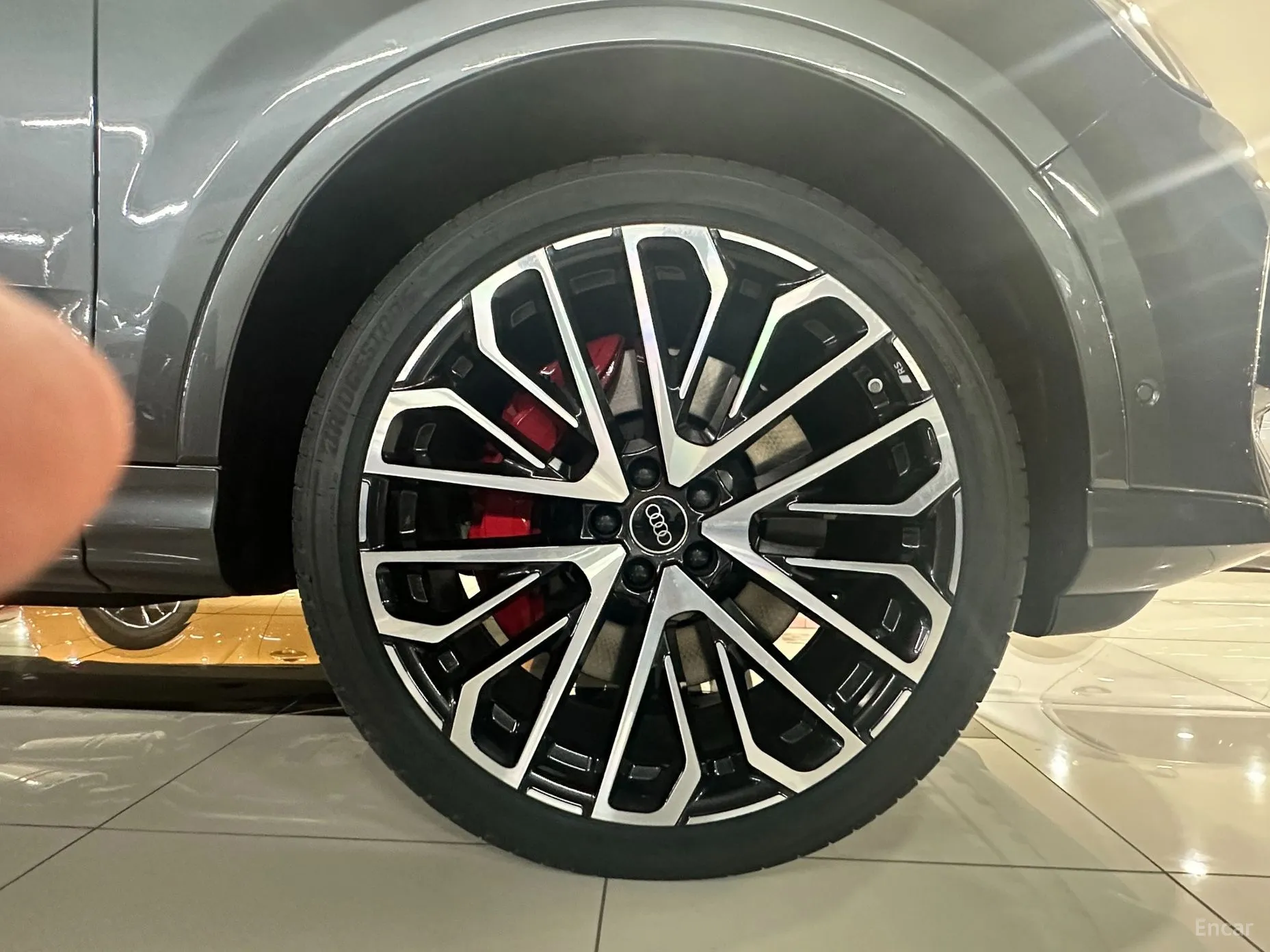 Audi SQ7 (4M) превью 5