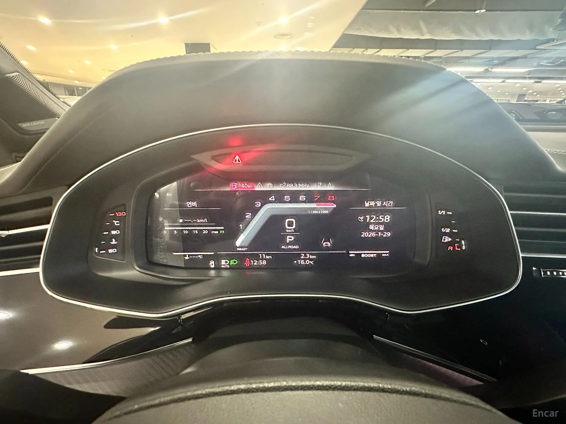 Audi SQ7 (4M) превью 8