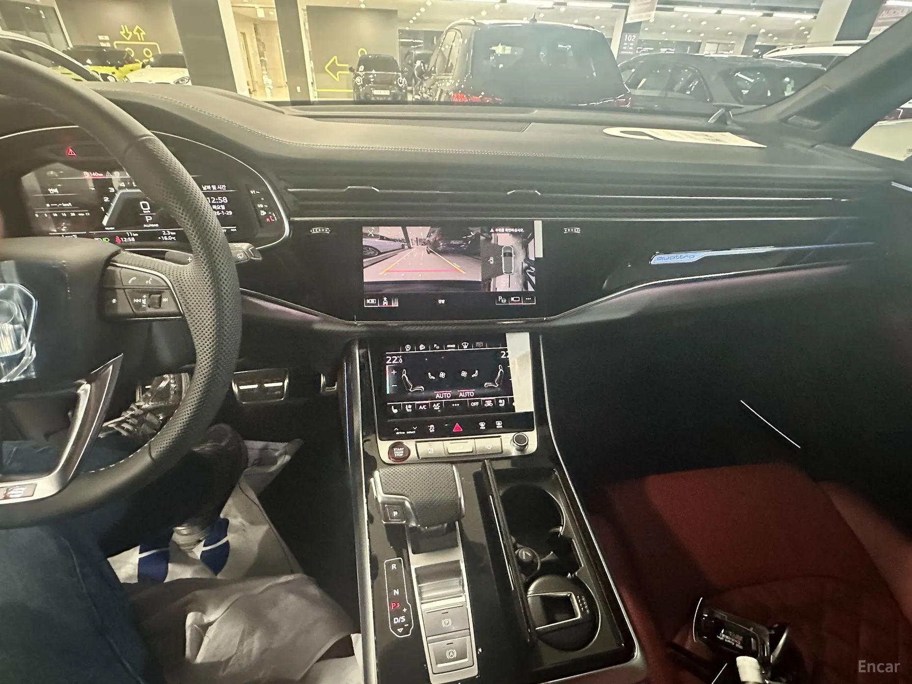 Audi SQ7 (4M) превью 9