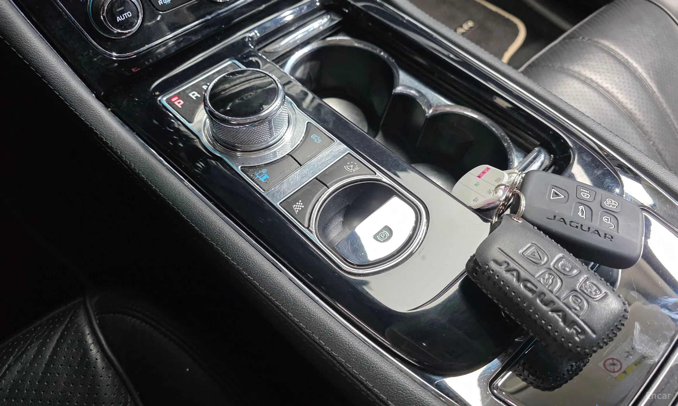 Jaguar All New XJ превью 9