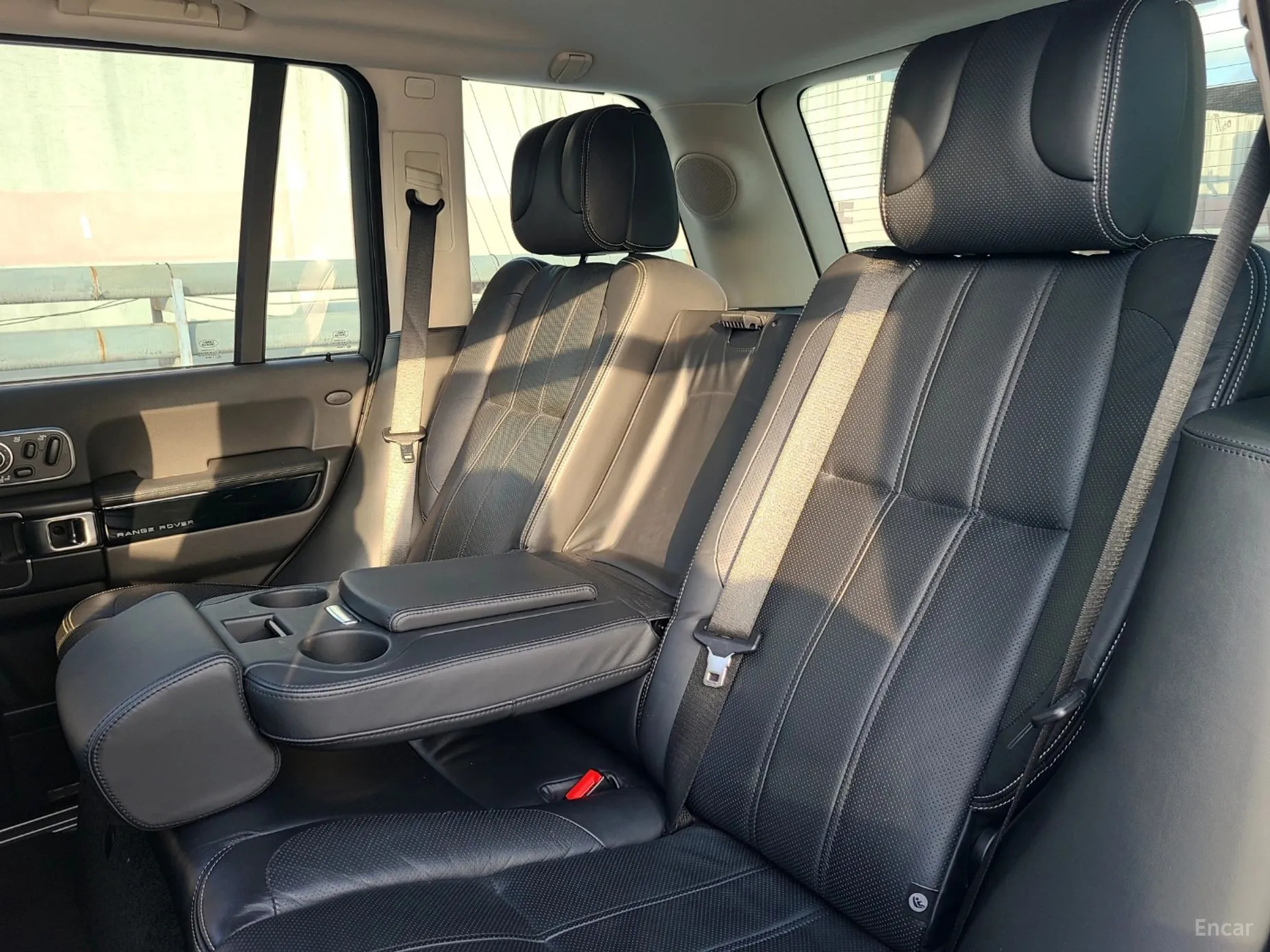 Land Rover Range Rover превью 13