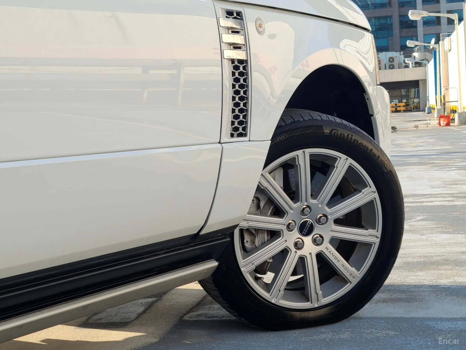 Land Rover Range Rover превью 8