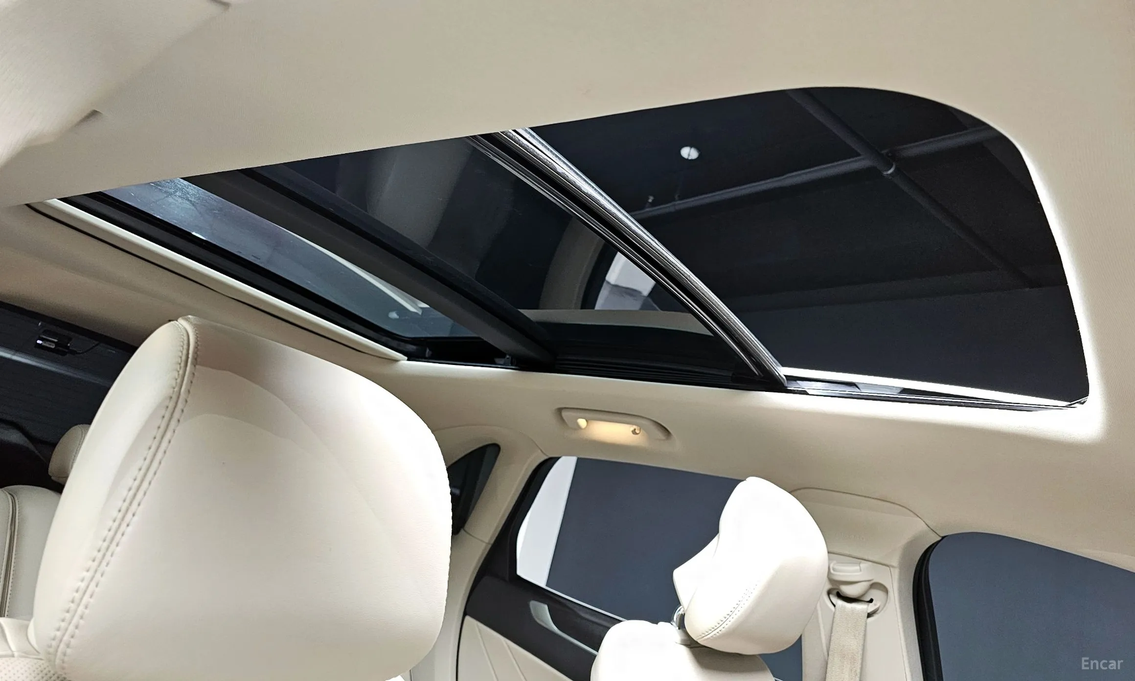 Lincoln MKC превью 18