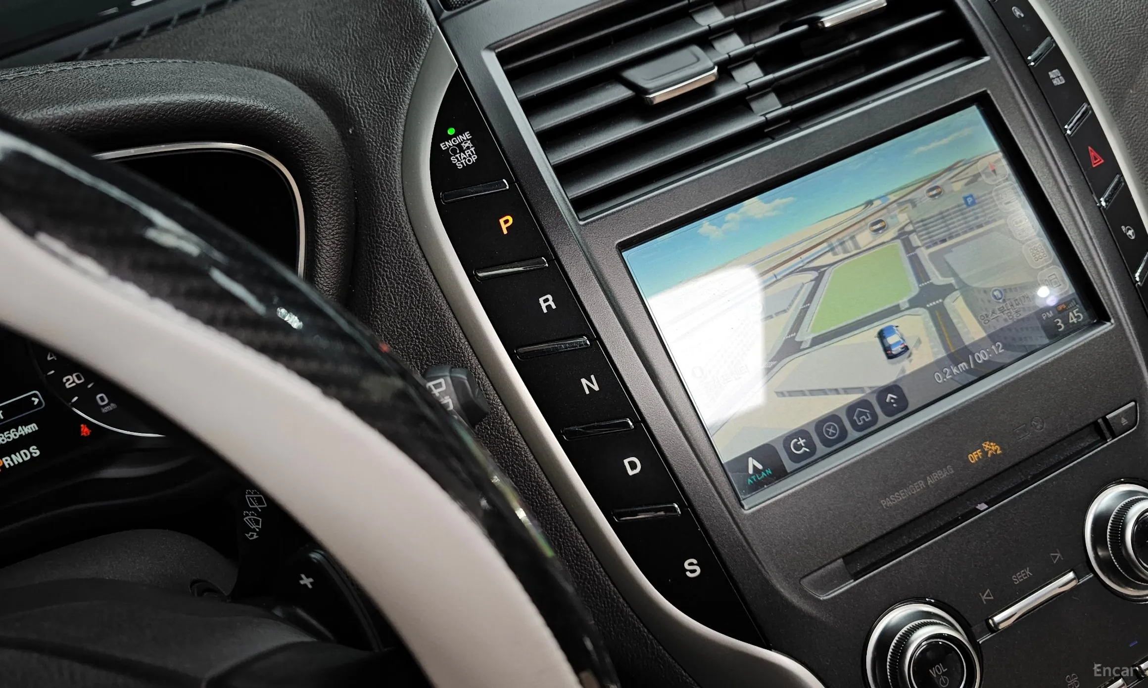 Lincoln MKC превью 9