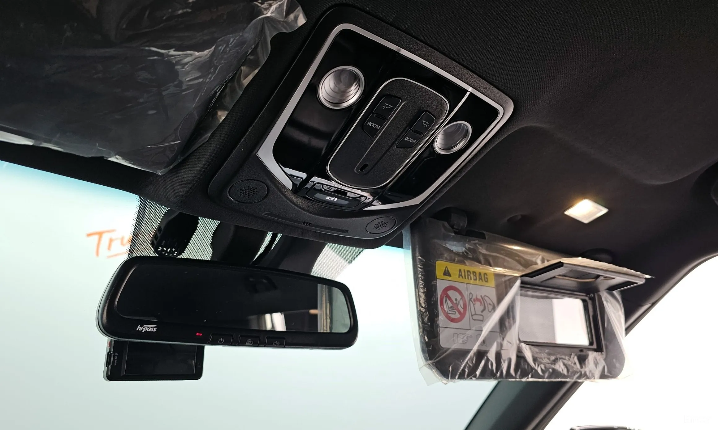 KG Mobility (SsangYong) Torres превью 14