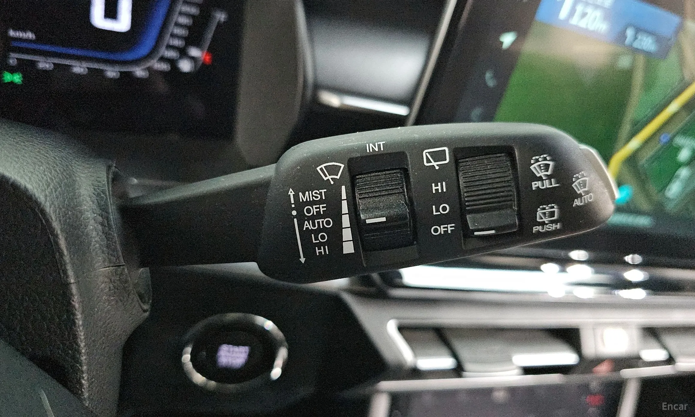KG Mobility (SsangYong) Torres превью 18