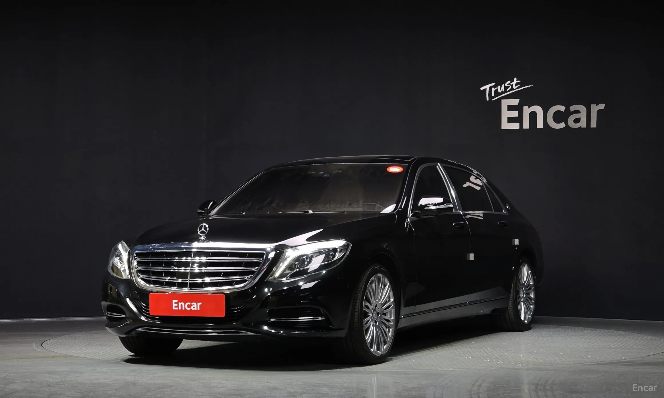 Mercedes Benz S-Class W222