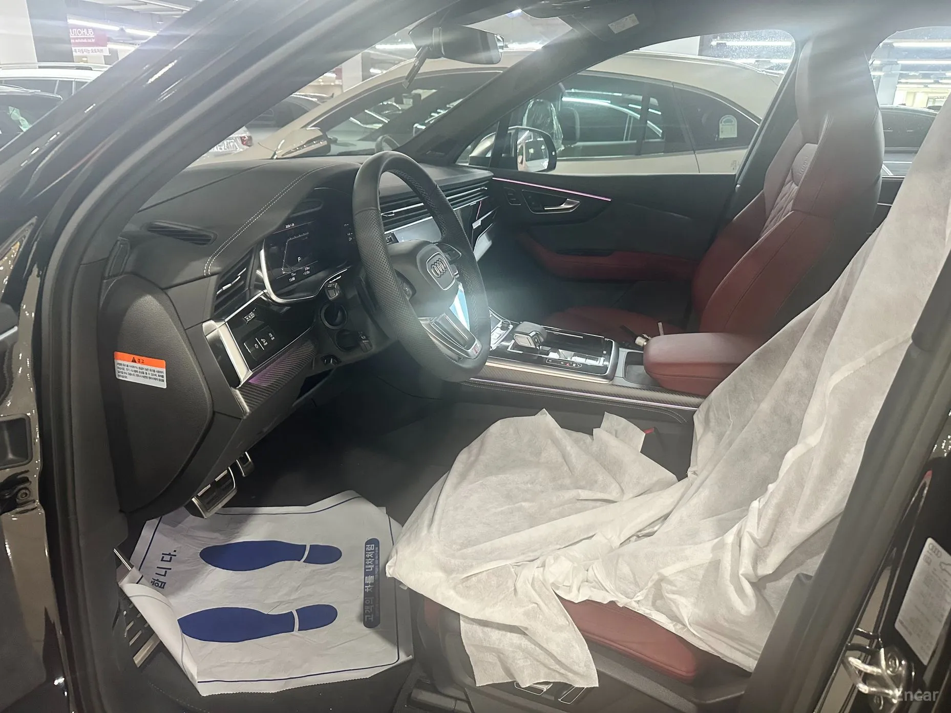 Audi SQ7 (4M) превью 10