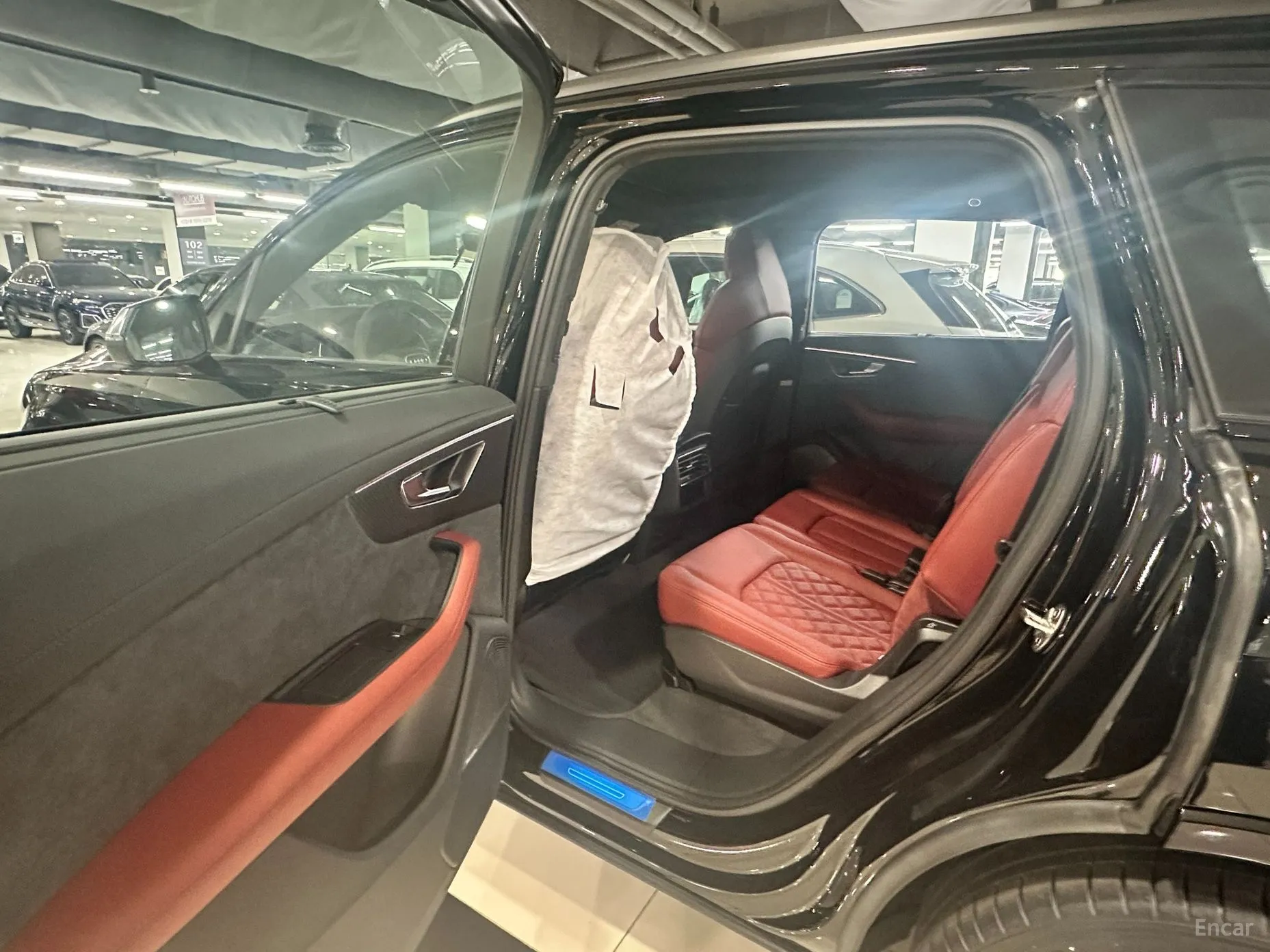 Audi SQ7 (4M) превью 11