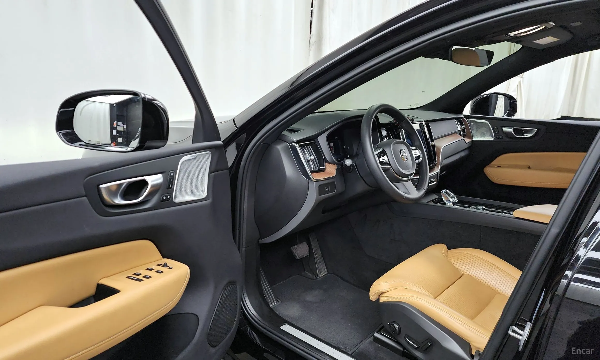 Volvo XC60 Gen 2 превью 10