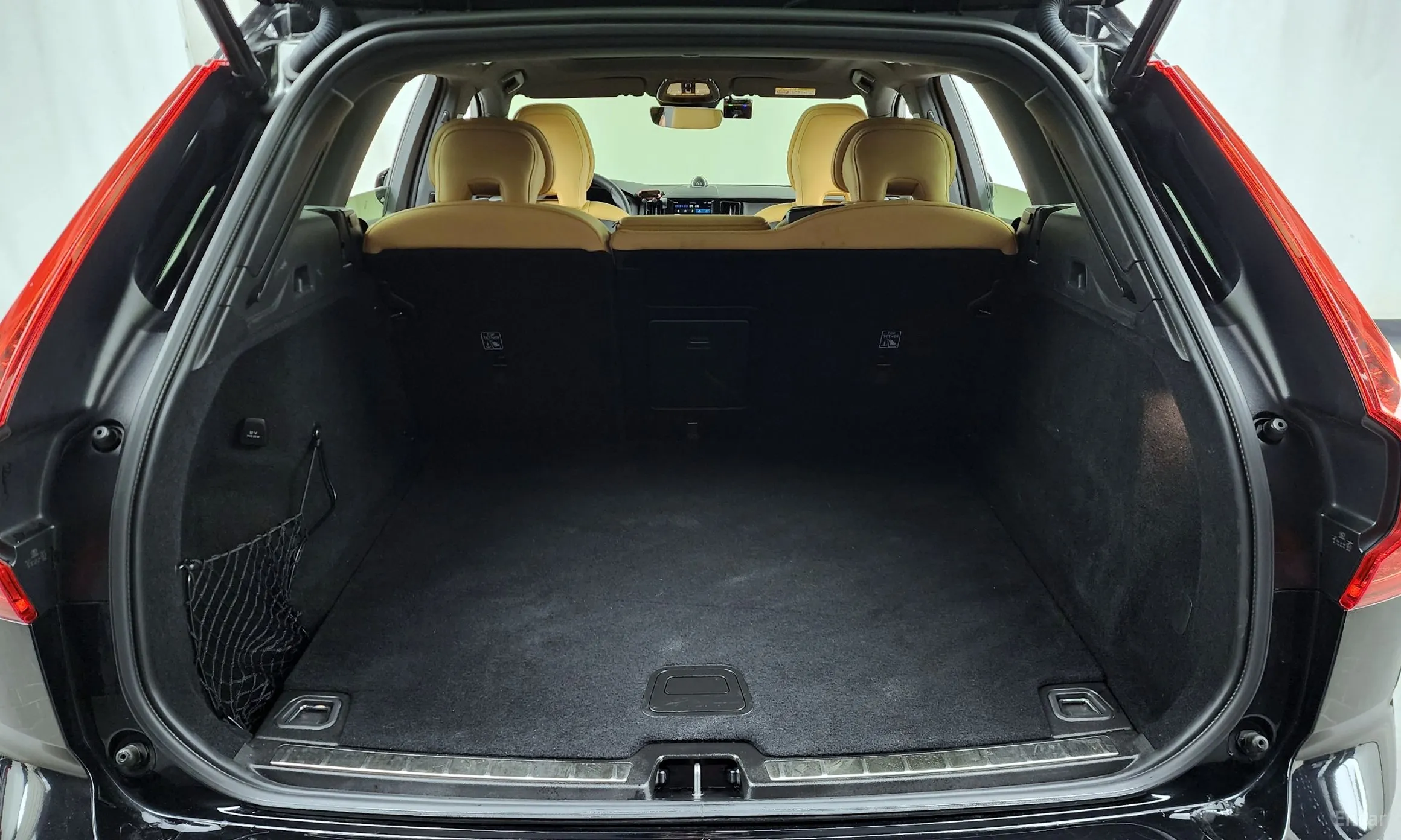 Volvo XC60 Gen 2 превью 20